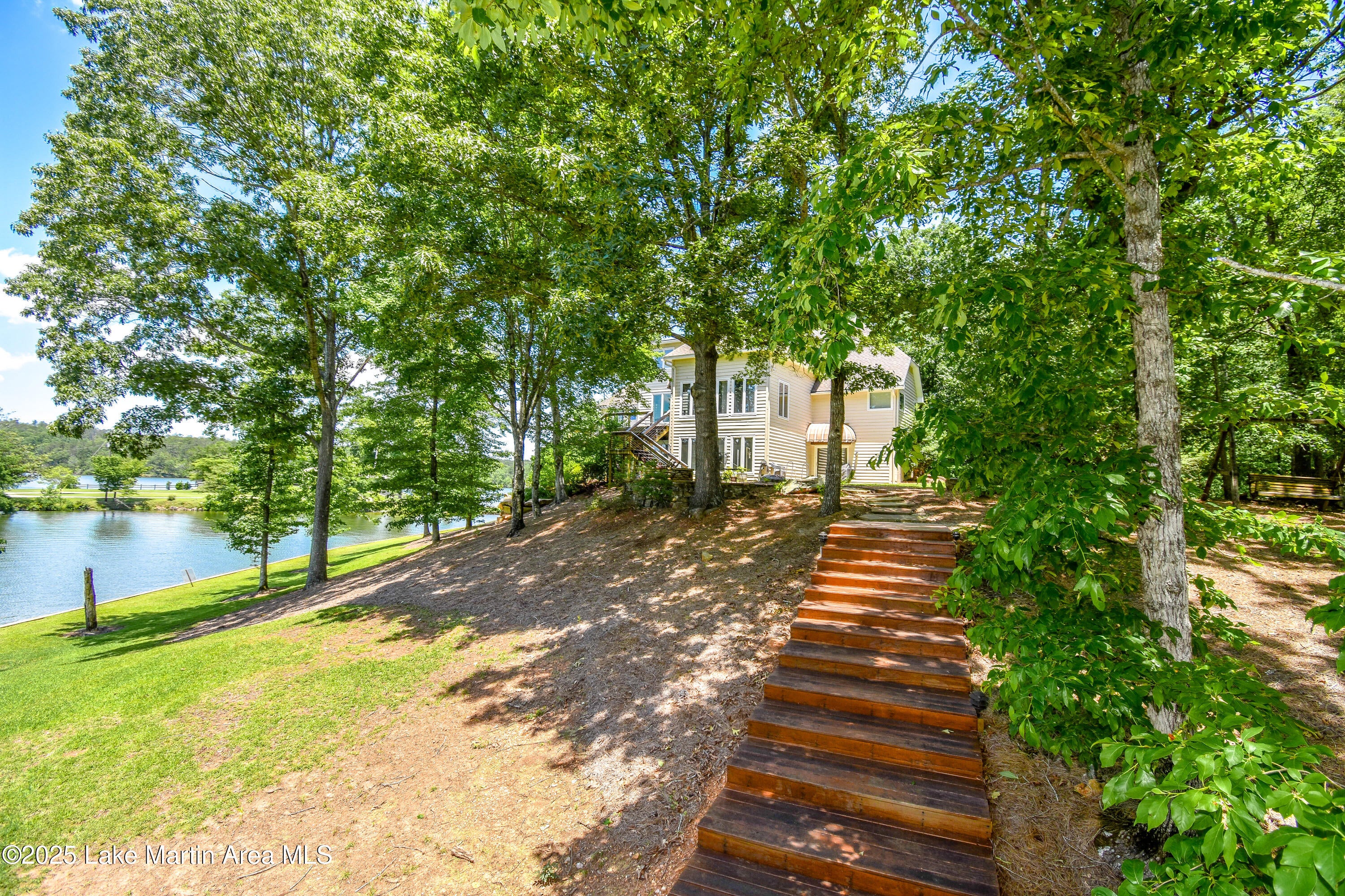 Jacksons Gap, Alabama, 36861, United States, 5 Bedrooms Bedrooms, ,5 BathroomsBathrooms,Residential,Active,2009826