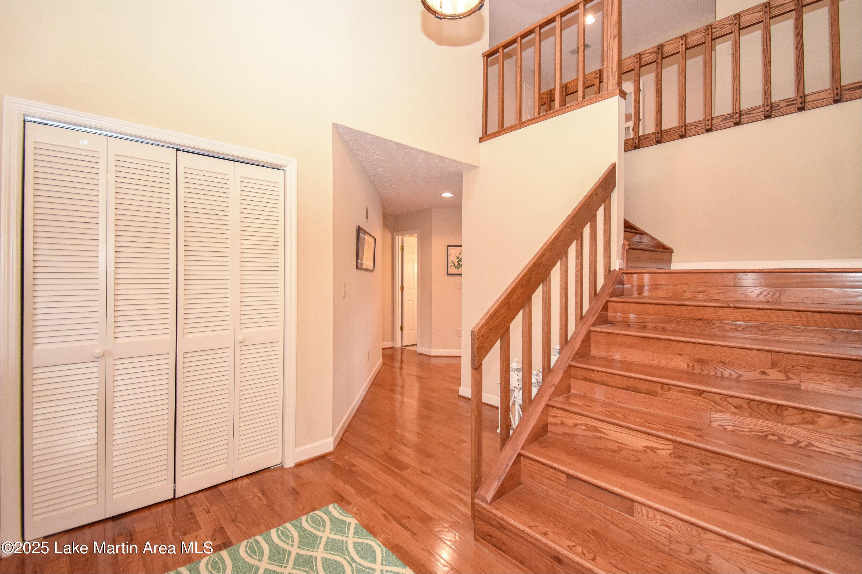 Jacksons Gap, Alabama, 36861, United States, 5 Bedrooms Bedrooms, ,5 BathroomsBathrooms,Residential,Active,2009826