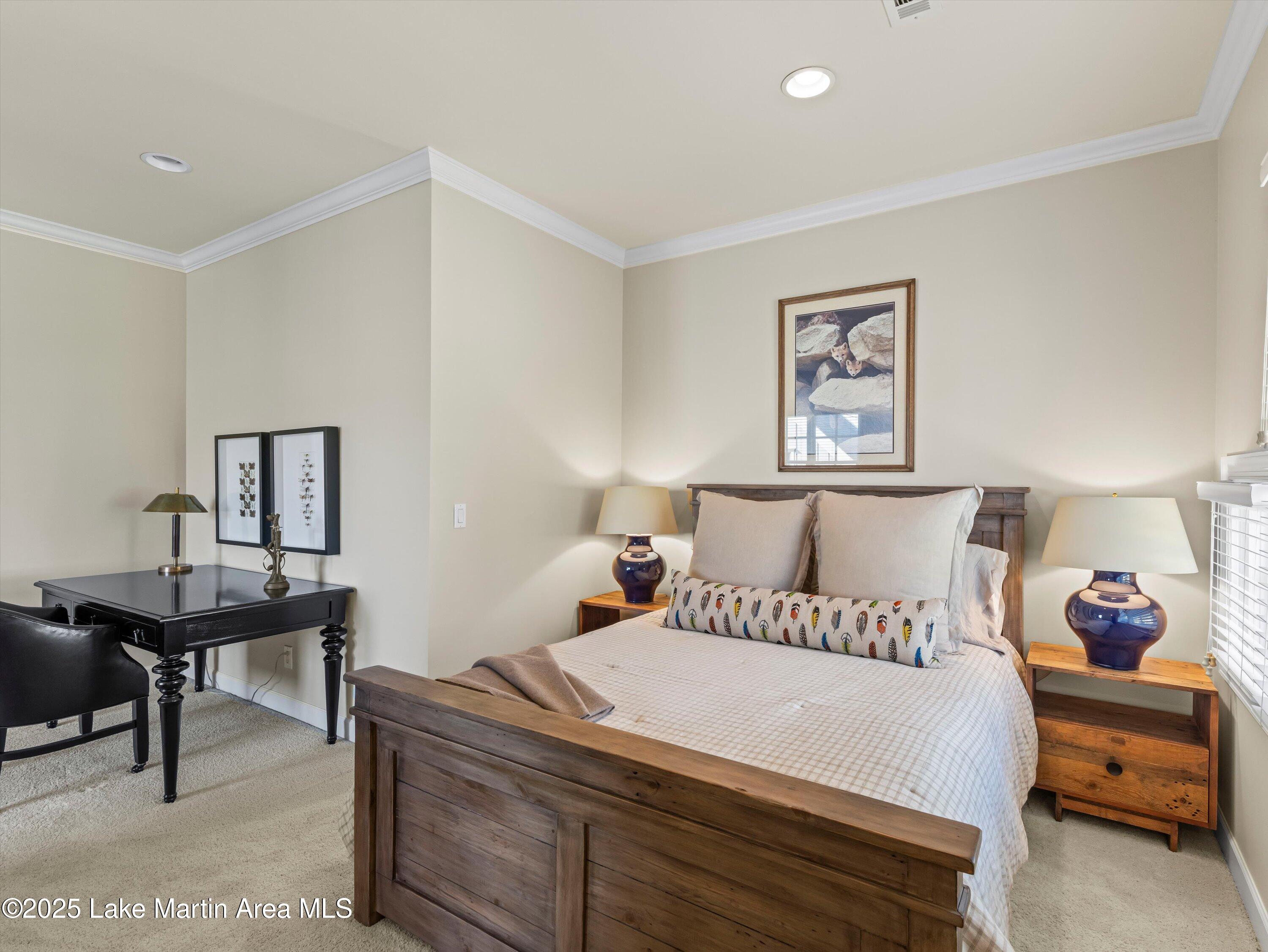 Alexander City, Alabama, 35010, United States, 6 Bedrooms Bedrooms, ,2 BathroomsBathrooms,Residential,Active,1990586