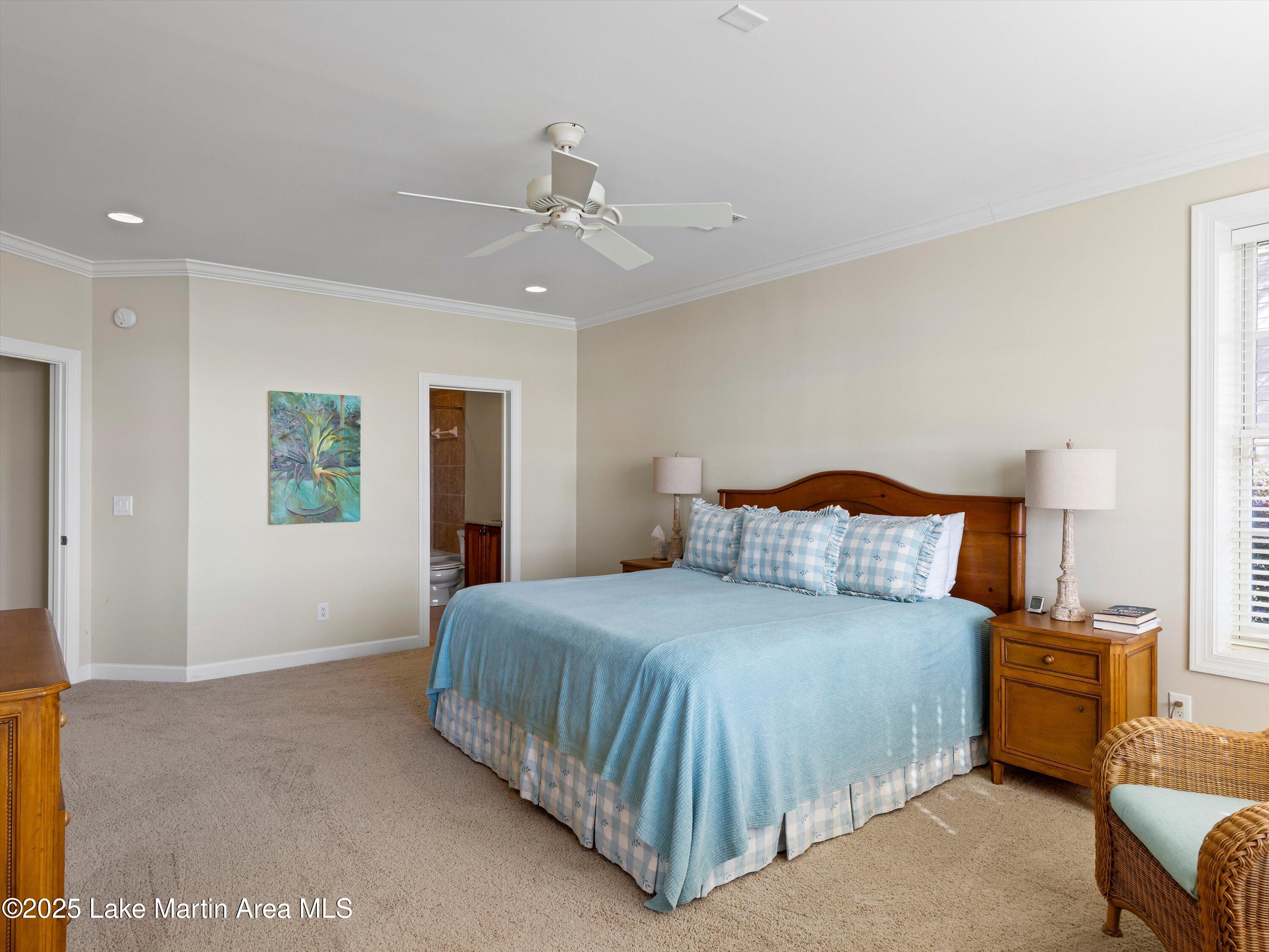 Alexander City, Alabama, 35010, United States, 6 Bedrooms Bedrooms, ,2 BathroomsBathrooms,Residential,Active,1990586