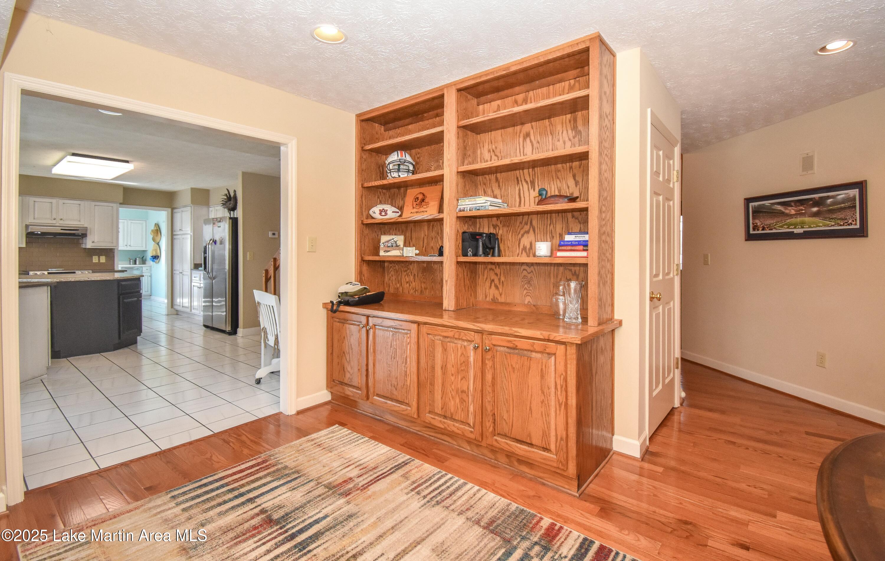 Jacksons Gap, Alabama, 36861, United States, ,5 BathroomsBathrooms,Residential,Active,1770190