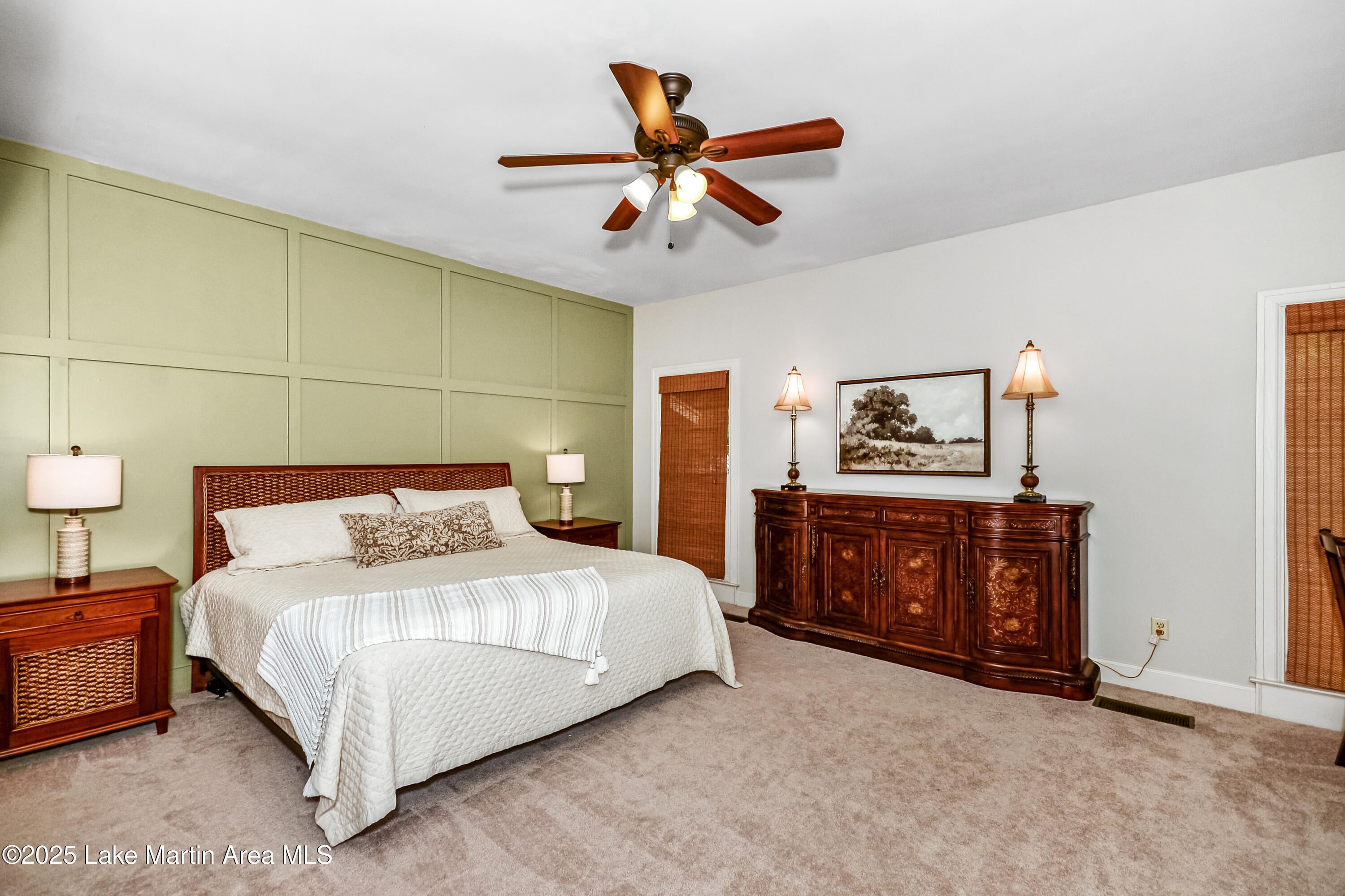 Dadeville, Alabama, 36853, United States, 5 Bedrooms Bedrooms, ,4 BathroomsBathrooms,Residential,Active,1898205