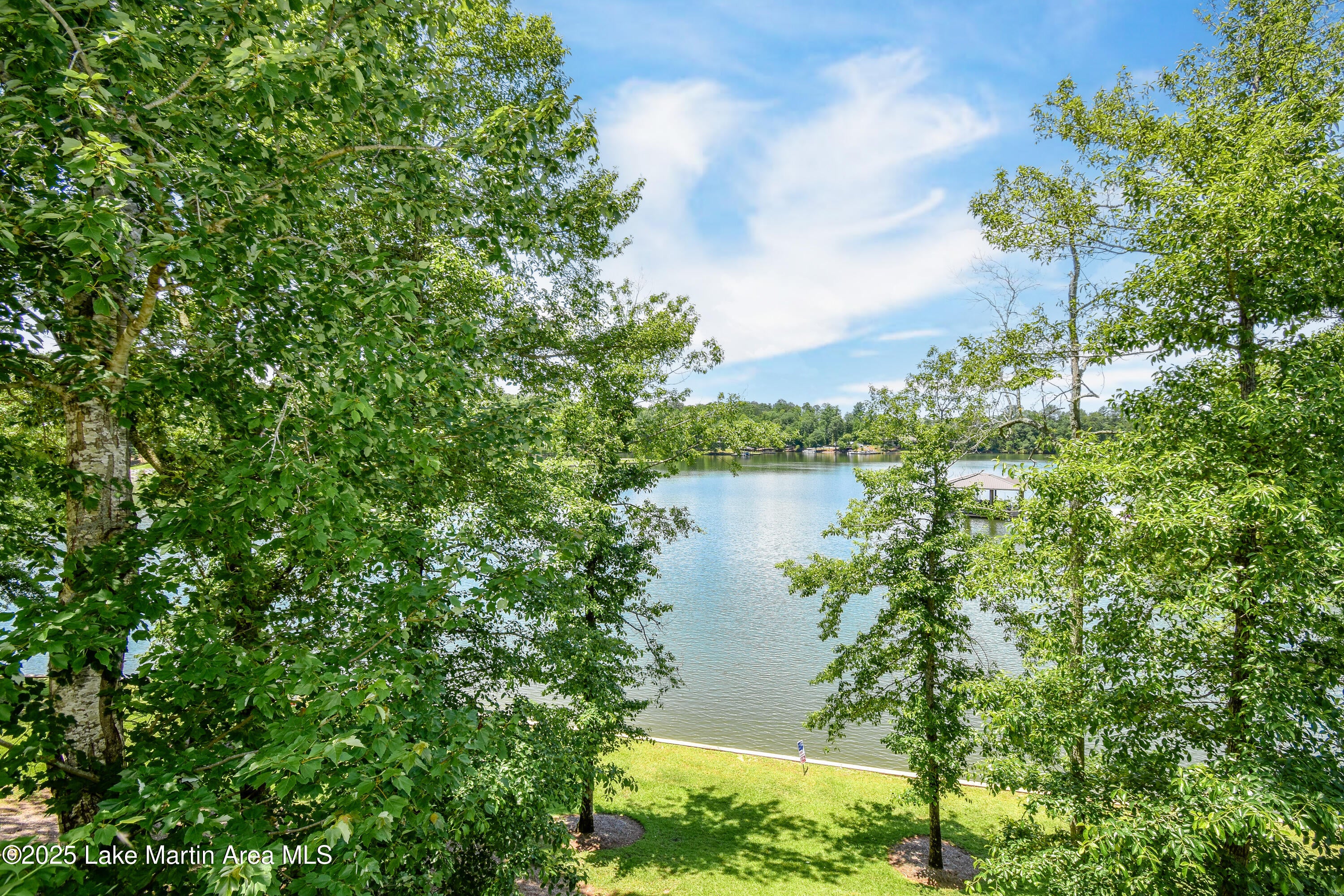 Jacksons Gap, Alabama, 36861, United States, ,5 BathroomsBathrooms,Residential,Active,1770190