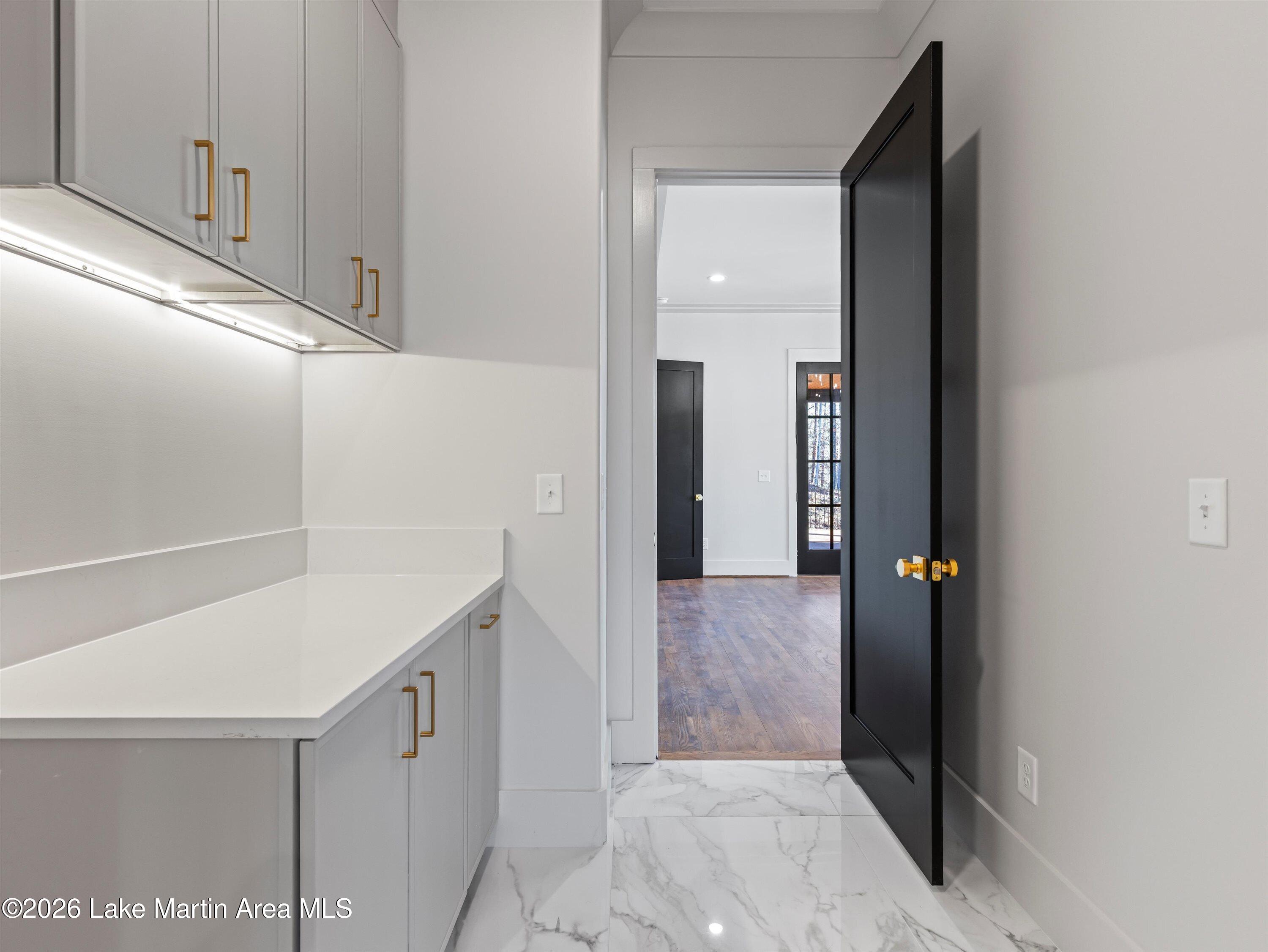 Jacksons Gap, Alabama, 36861, United States, 4 Bedrooms Bedrooms, ,4 BathroomsBathrooms,Residential,Active,2006838