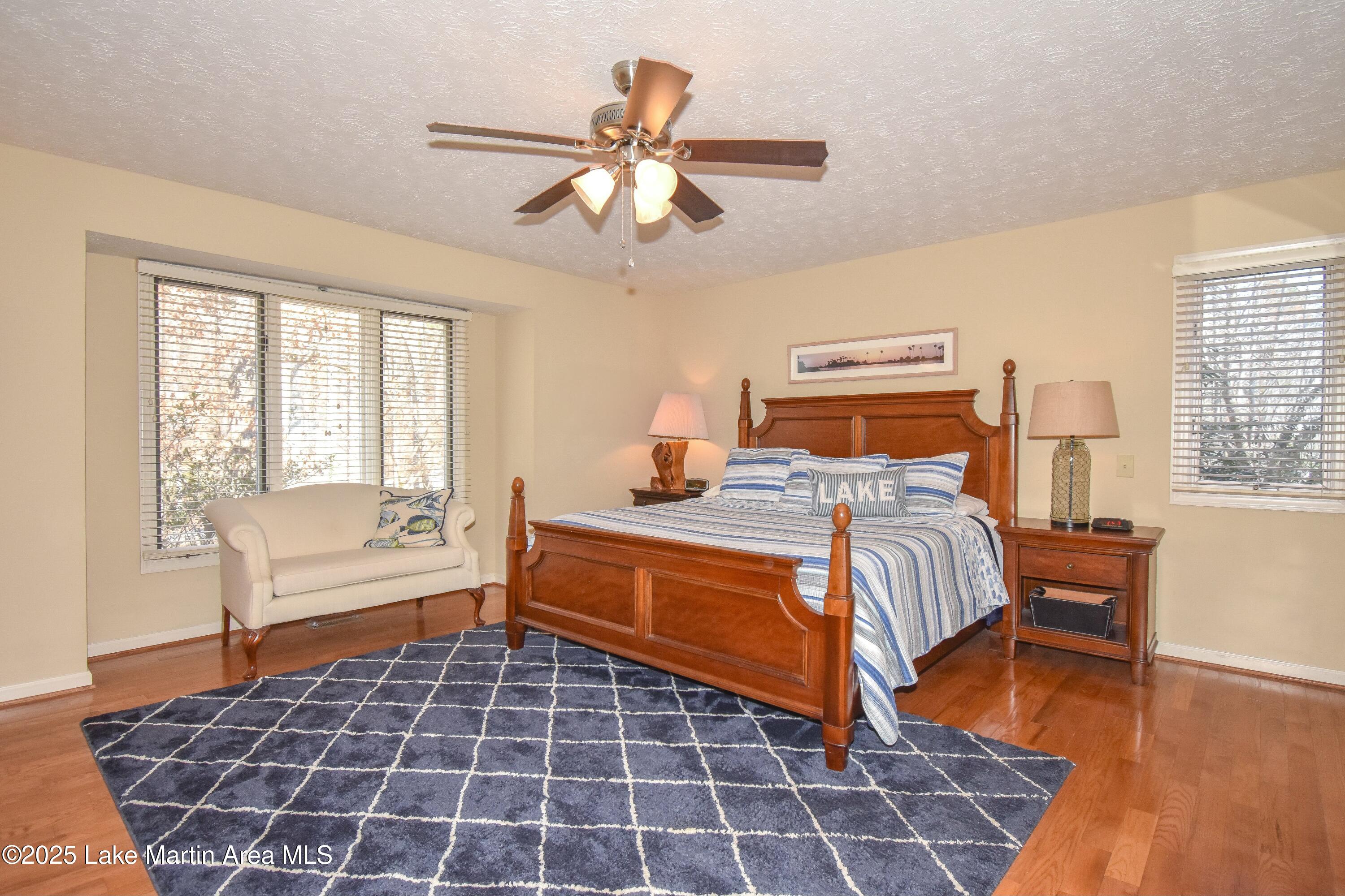 Jacksons Gap, Alabama, 36861, United States, ,5 BathroomsBathrooms,Residential,Active,1770190