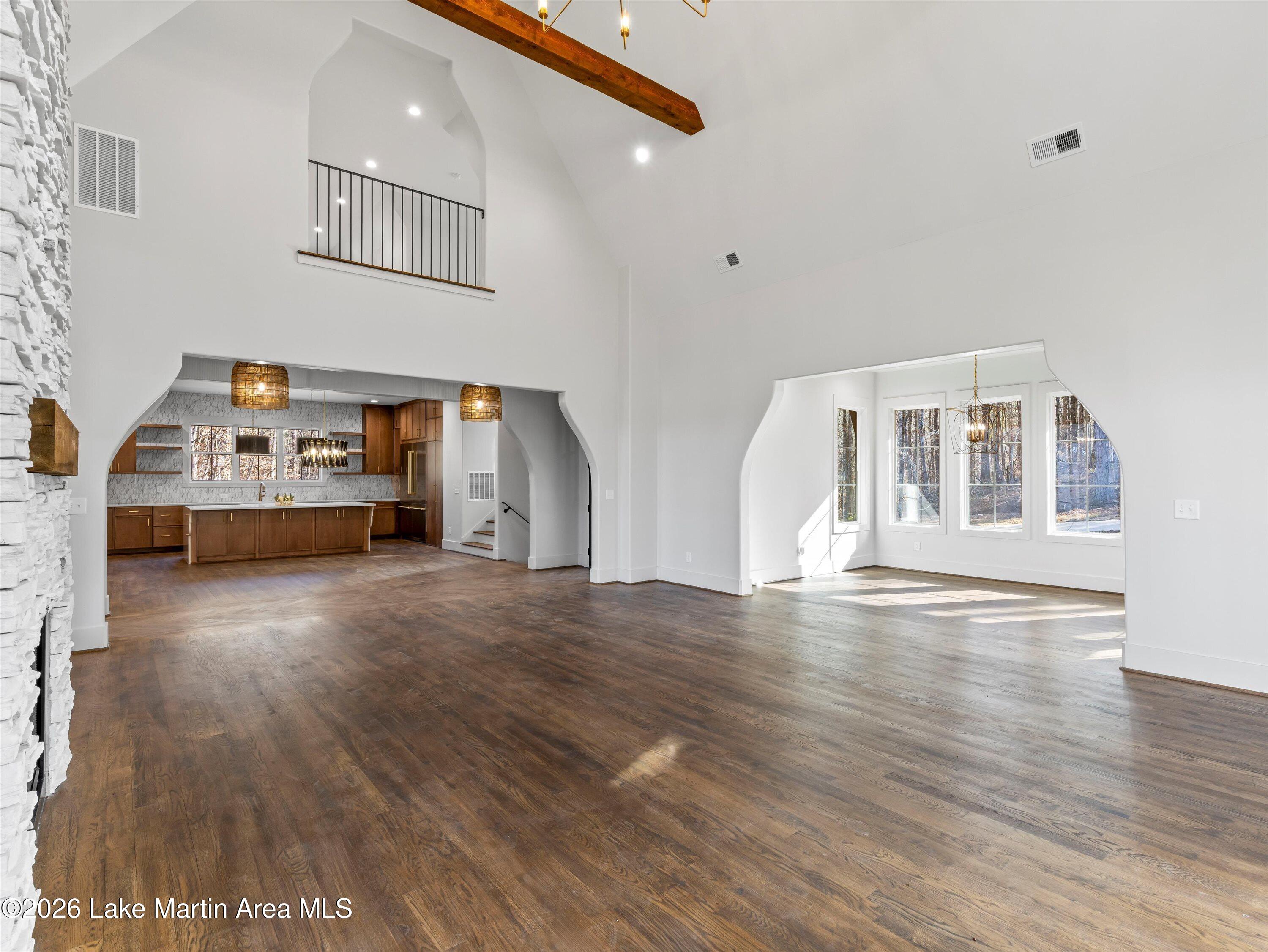 Jacksons Gap, Alabama, 36861, United States, 4 Bedrooms Bedrooms, ,4 BathroomsBathrooms,Residential,Active,2006838