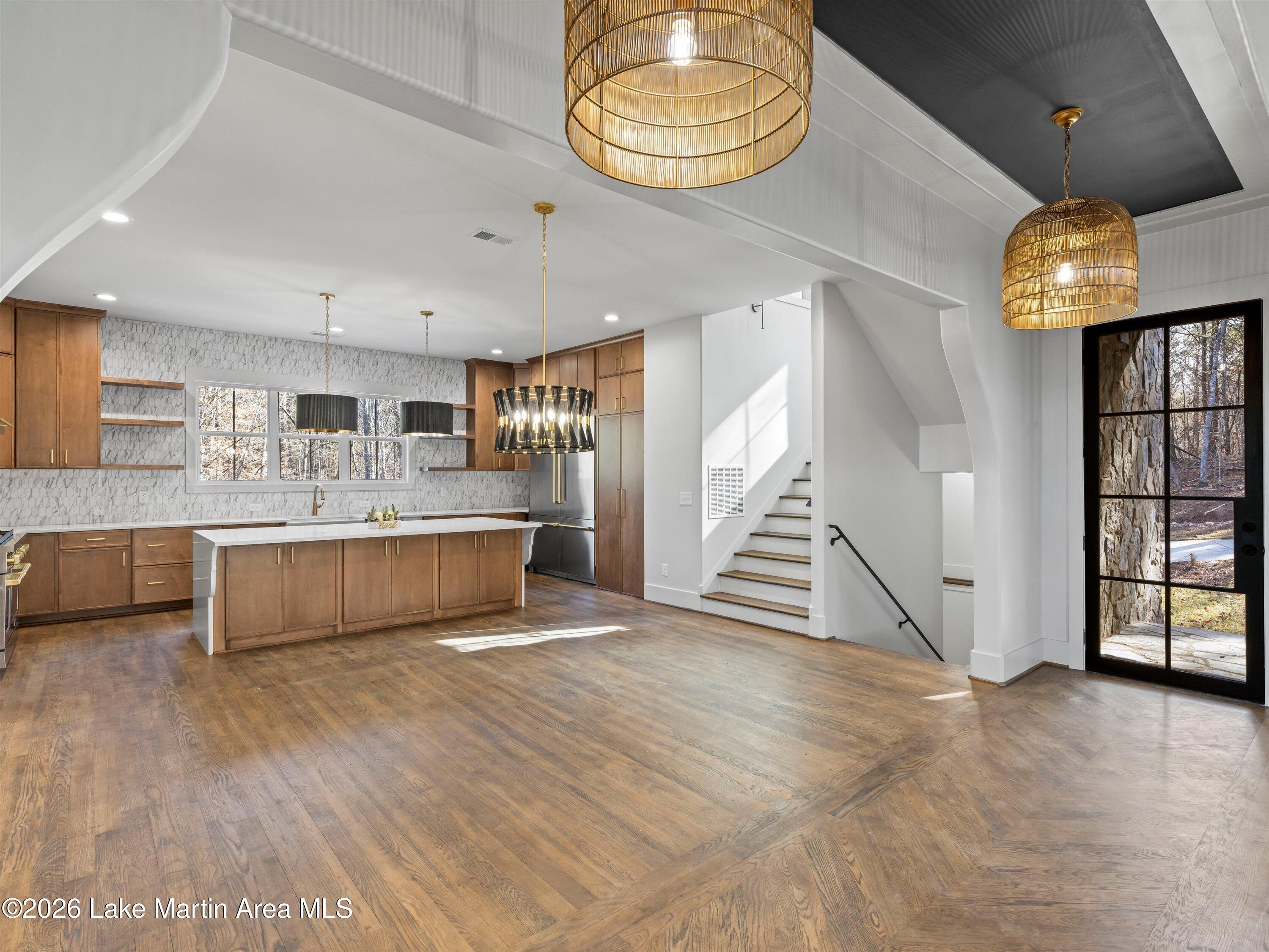 Jacksons Gap, Alabama, 36861, United States, 4 Bedrooms Bedrooms, ,4 BathroomsBathrooms,Residential,Active,2006838