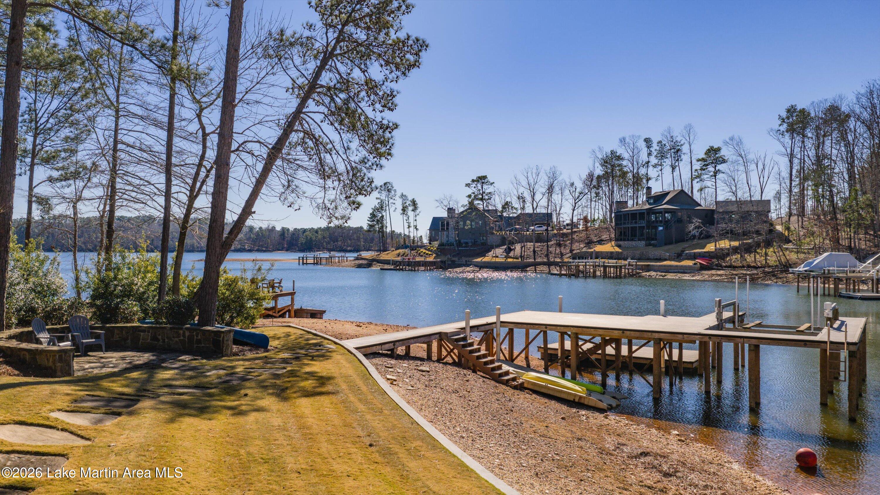 Alexander City, Alabama, 35010, United States, 4 Bedrooms Bedrooms, ,5 BathroomsBathrooms,Residential,Active,2011849