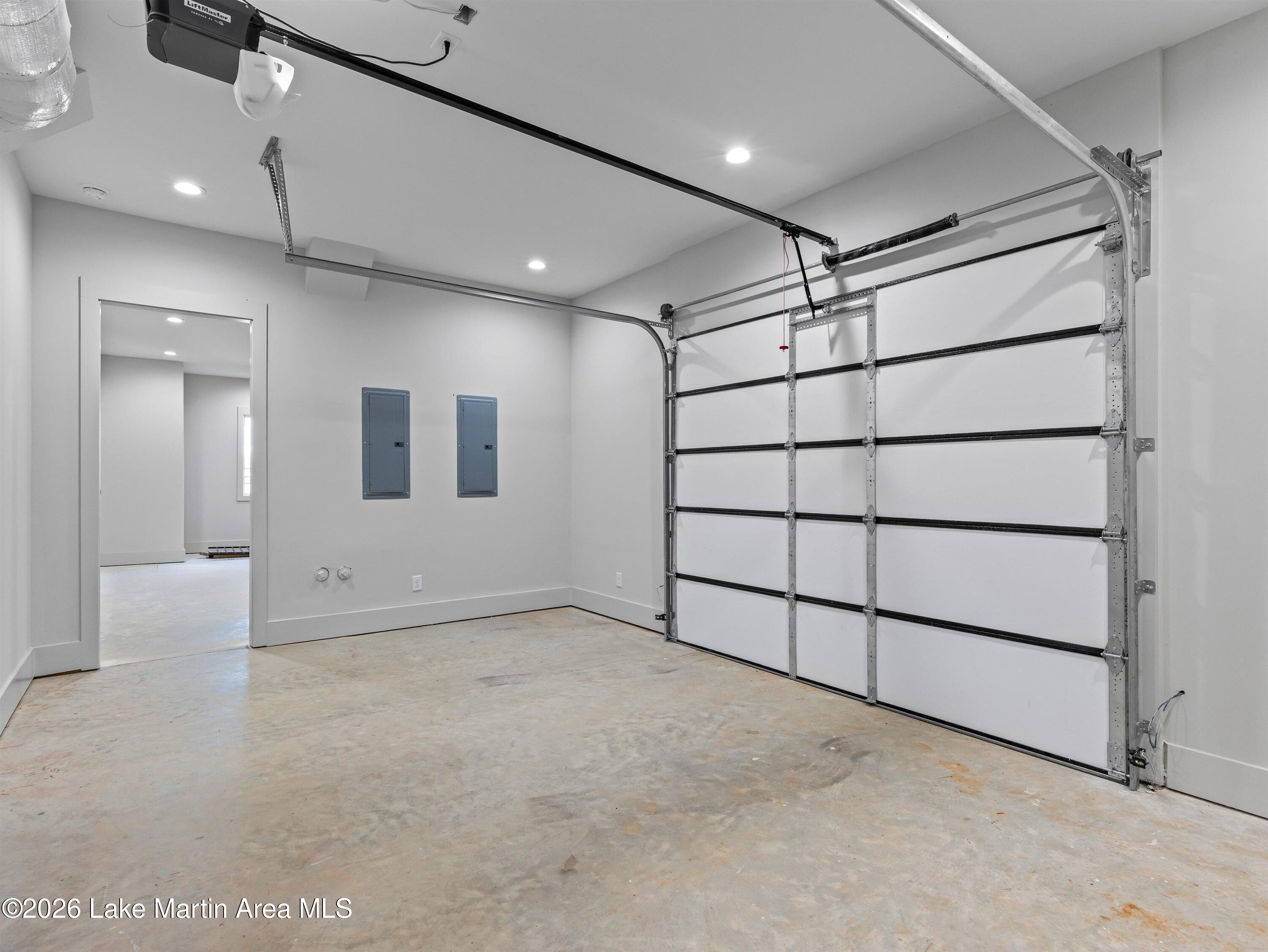 Jacksons Gap, Alabama, 36861, United States, 4 Bedrooms Bedrooms, ,4 BathroomsBathrooms,Residential,Active,2006838