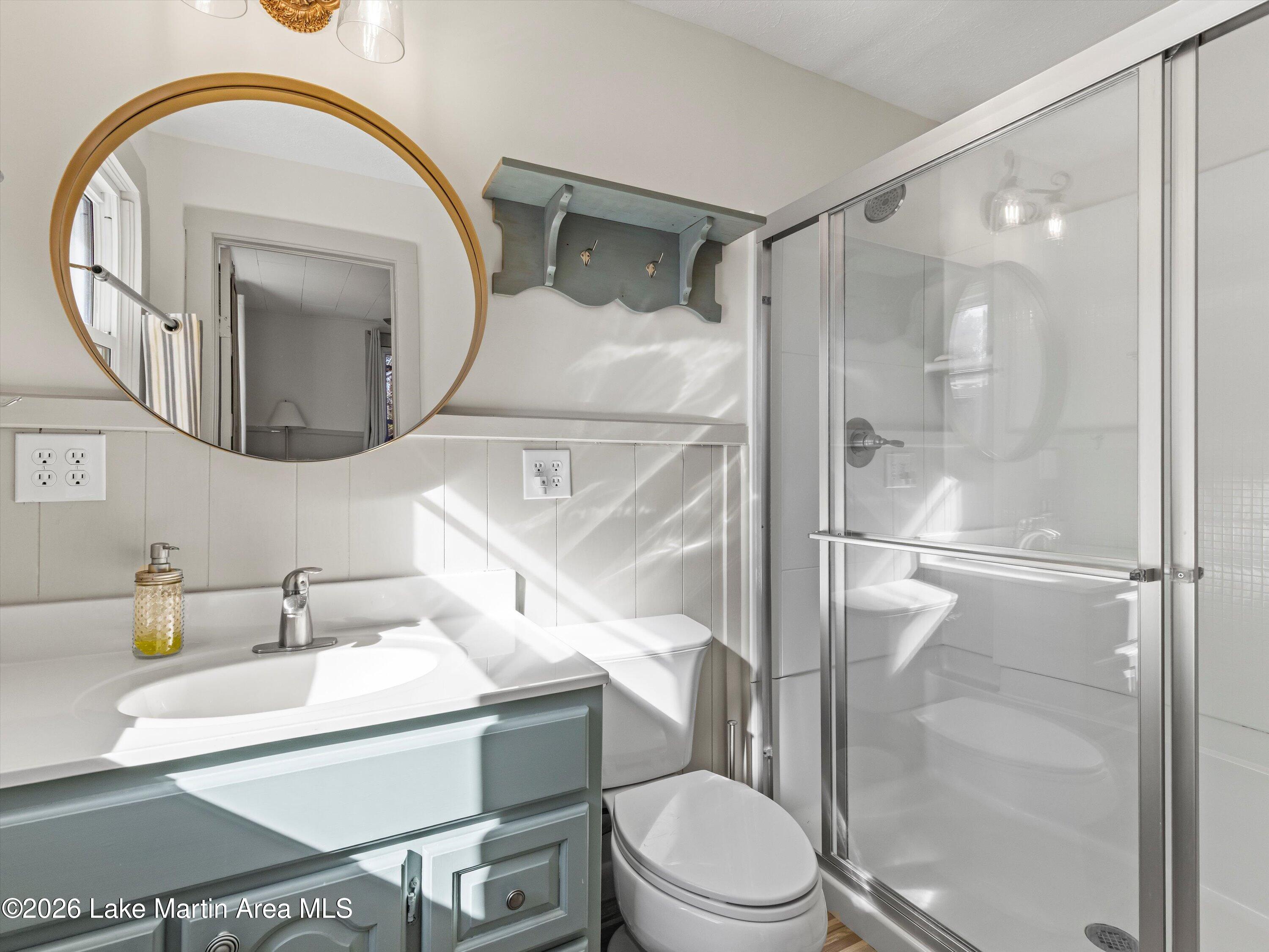 Jacksons Gap, Alabama, 36861, United States, 3 Bedrooms Bedrooms, ,2 BathroomsBathrooms,Residential,Active,2011451