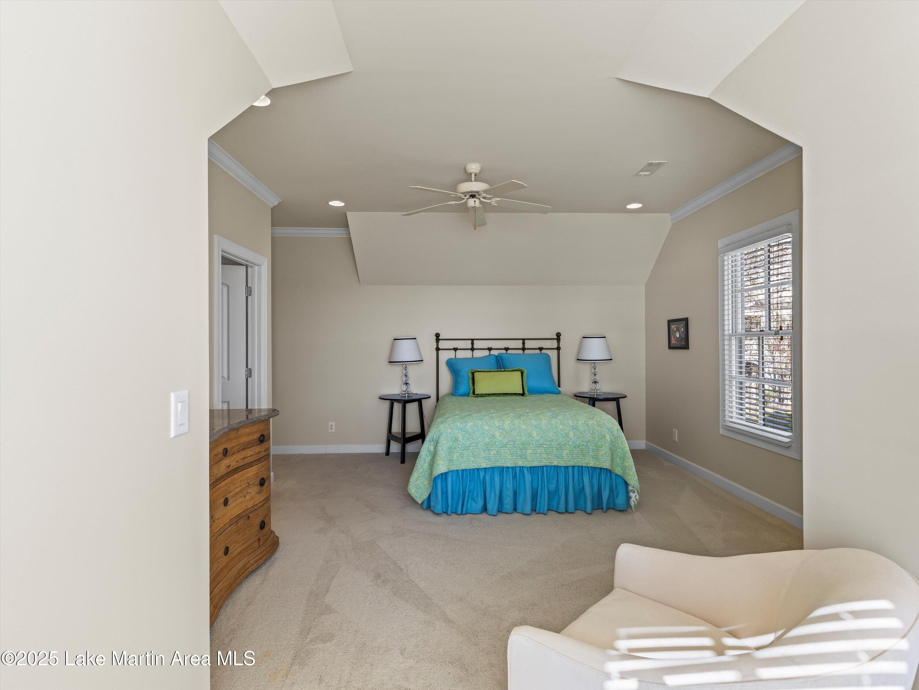 Alexander City, Alabama, 35010, United States, 6 Bedrooms Bedrooms, ,2 BathroomsBathrooms,Residential,Active,1990586