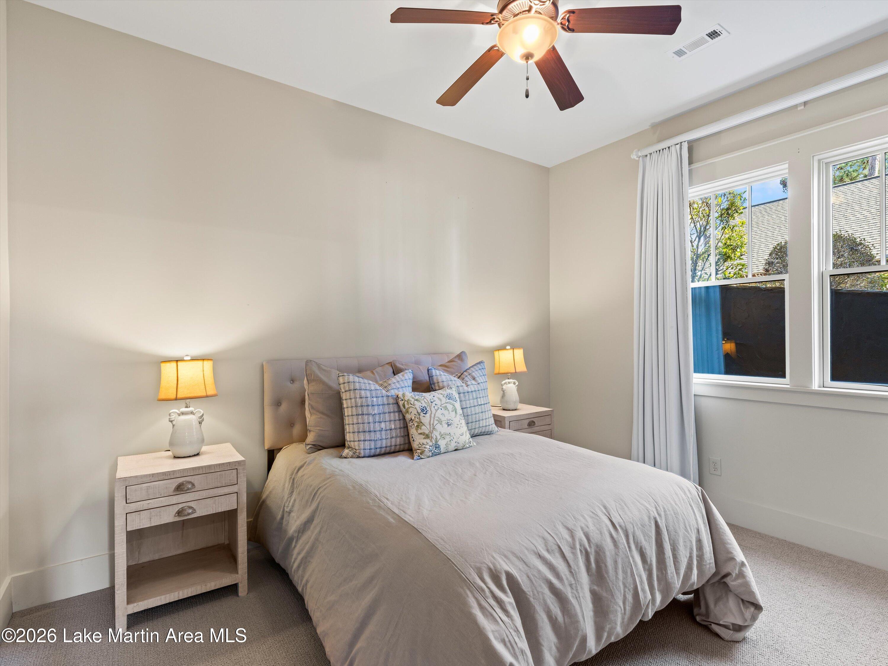 Alexander City, Alabama, 35010, United States, 4 Bedrooms Bedrooms, ,5 BathroomsBathrooms,Residential,Active,2011849