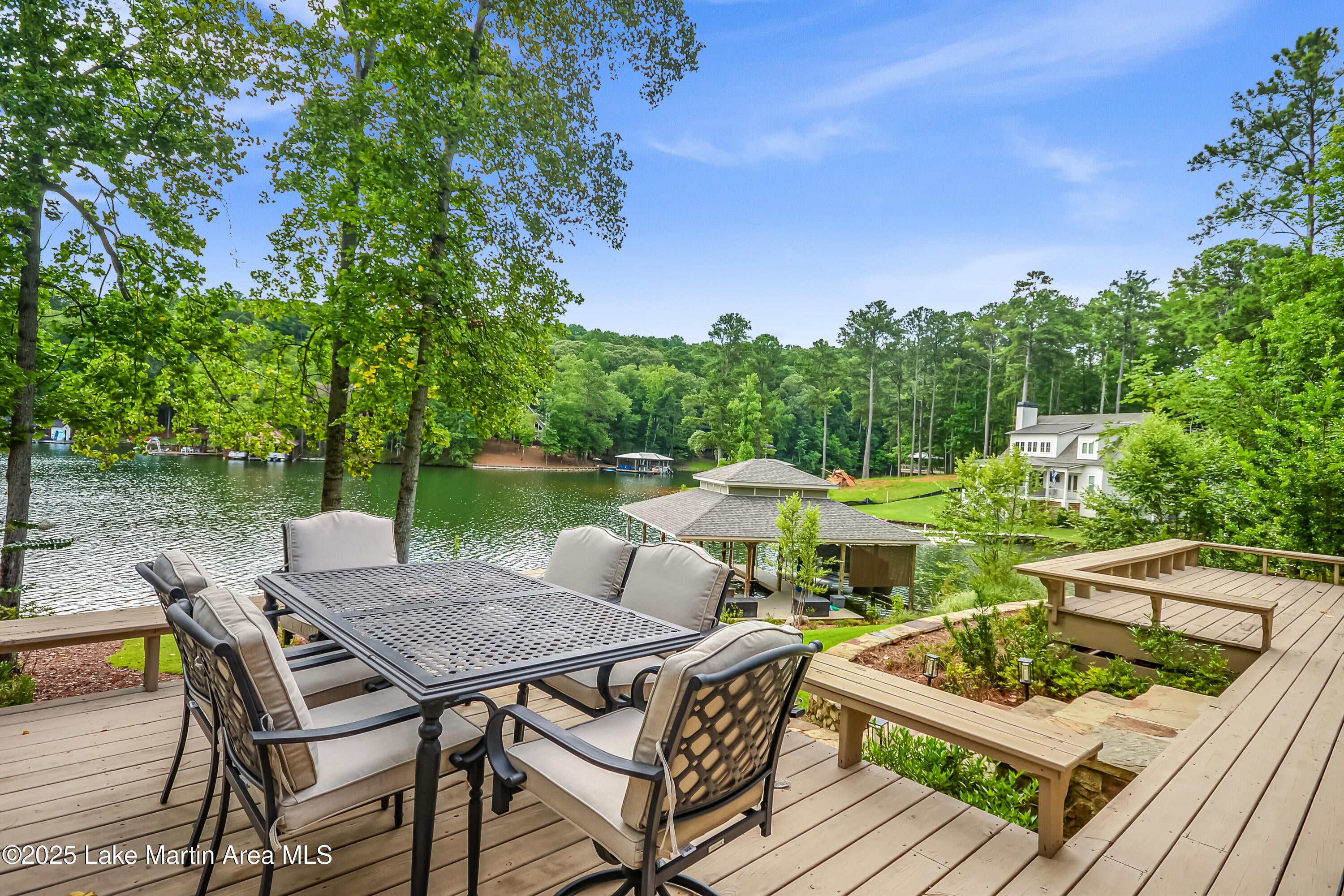 Dadeville, Alabama, 36853, United States, 5 Bedrooms Bedrooms, ,4 BathroomsBathrooms,Residential,Active,1898205