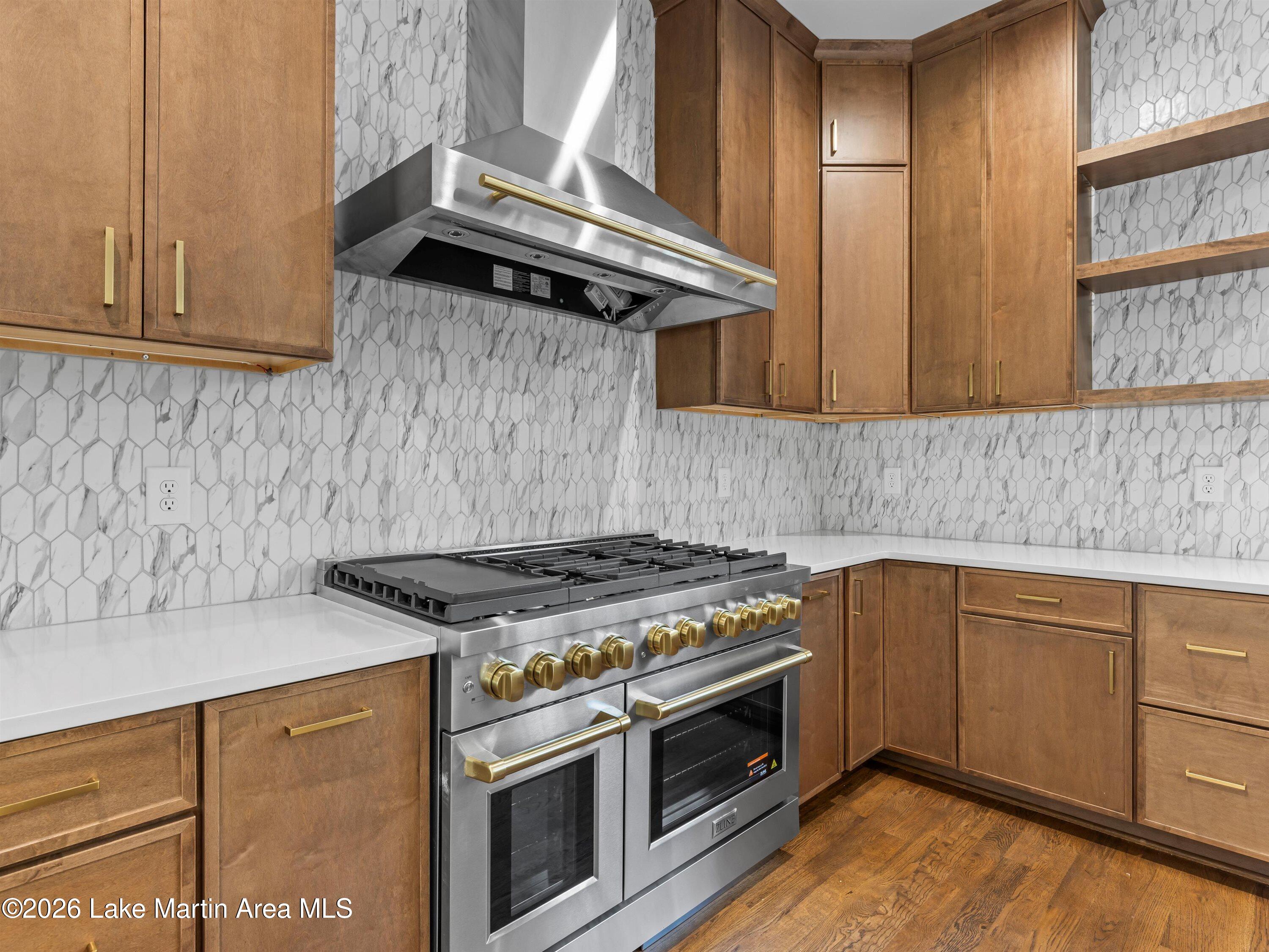 Jacksons Gap, Alabama, 36861, United States, 4 Bedrooms Bedrooms, ,4 BathroomsBathrooms,Residential,Active,2006838