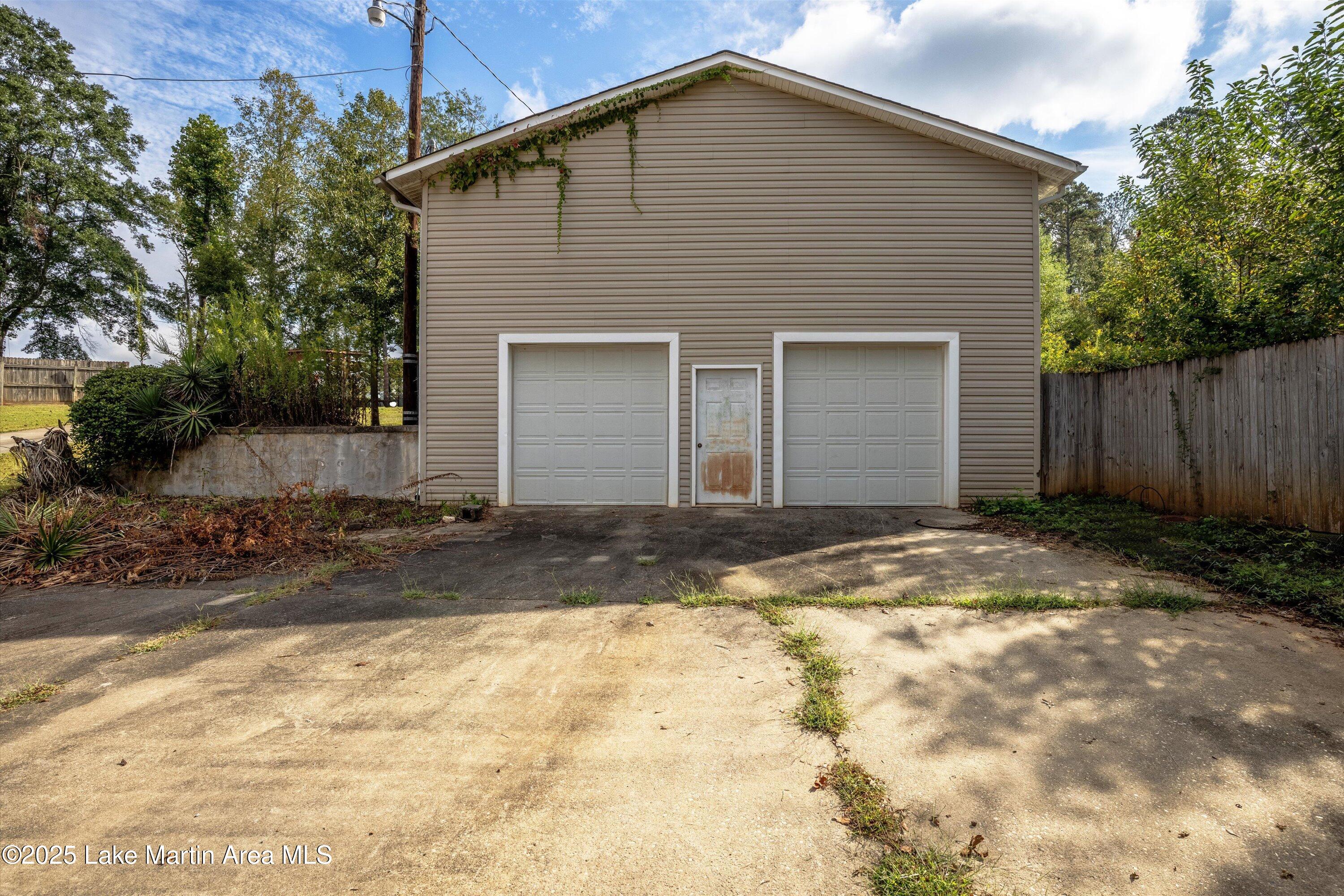 Jacksons Gap, Alabama, 36861, United States, 4 Bedrooms Bedrooms, ,4 BathroomsBathrooms,Residential,Active,1953029