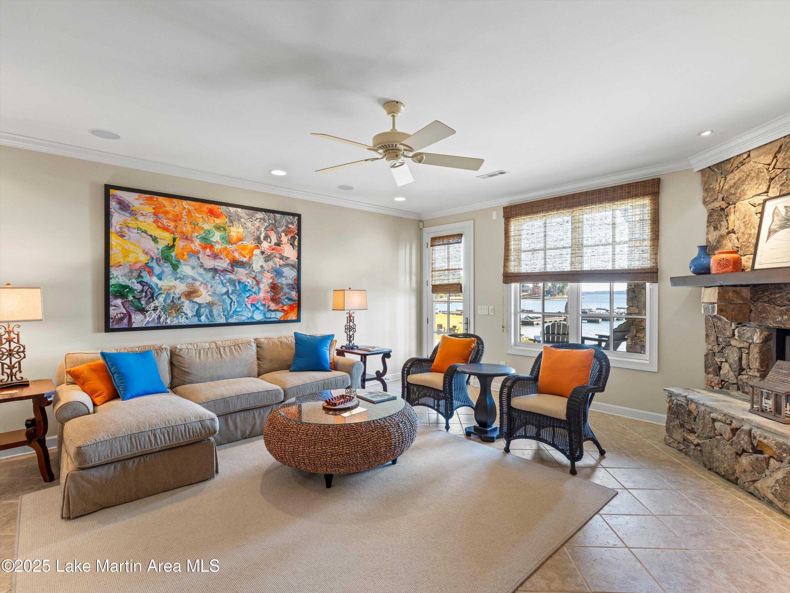 Alexander City, Alabama, 35010, United States, 6 Bedrooms Bedrooms, ,2 BathroomsBathrooms,Residential,Active,1990586