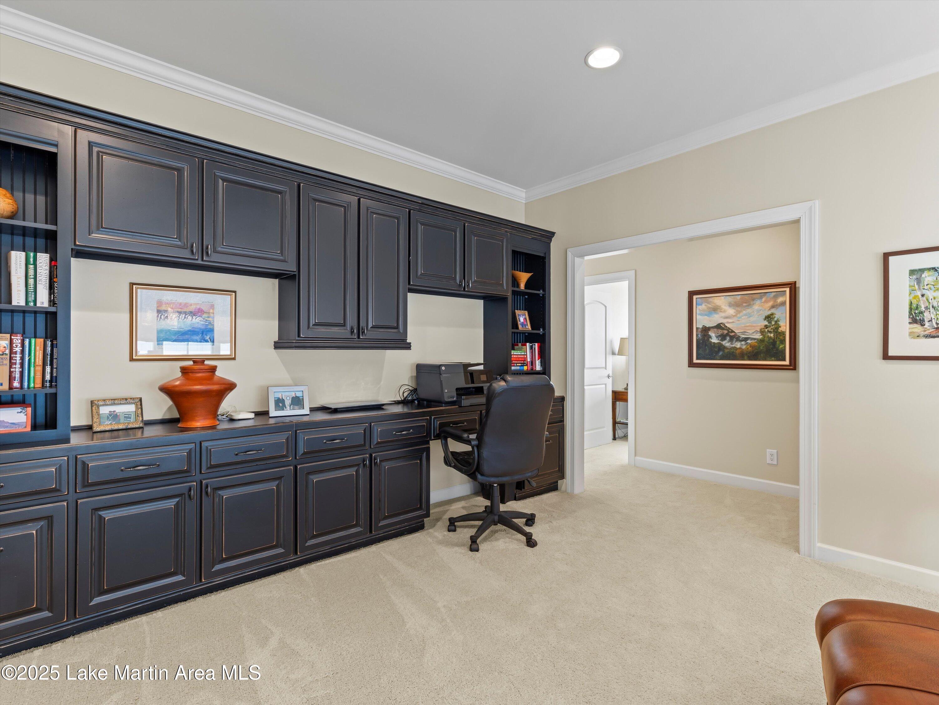 Alexander City, Alabama, 35010, United States, 6 Bedrooms Bedrooms, ,2 BathroomsBathrooms,Residential,Active,1990586