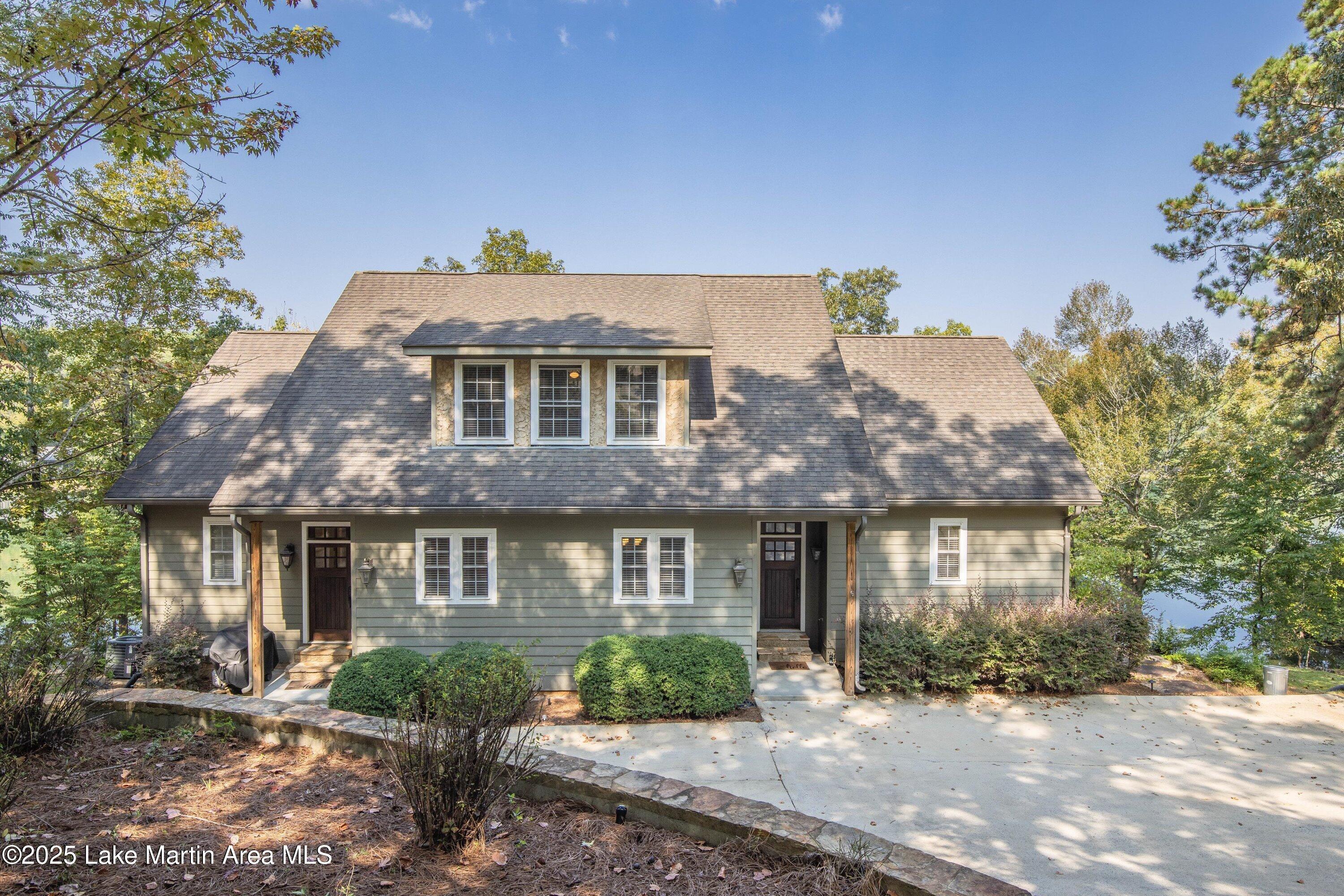 Alexander City, Alabama, 35010, United States, 6 Bedrooms Bedrooms, ,5 BathroomsBathrooms,Residential,Active,1953276