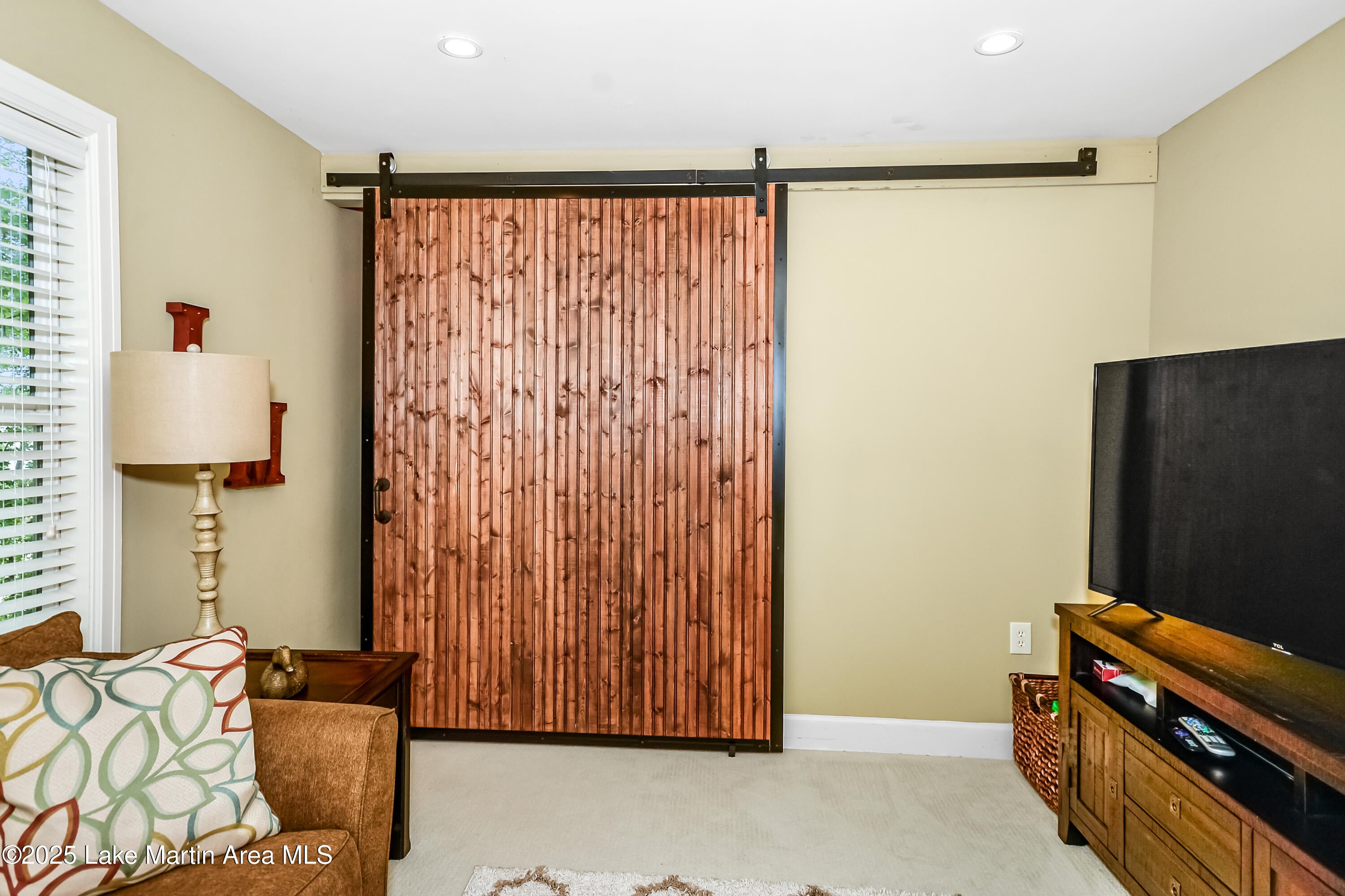 Dadeville, Alabama, 36853, United States, 5 Bedrooms Bedrooms, ,4 BathroomsBathrooms,Residential,Active,1898205