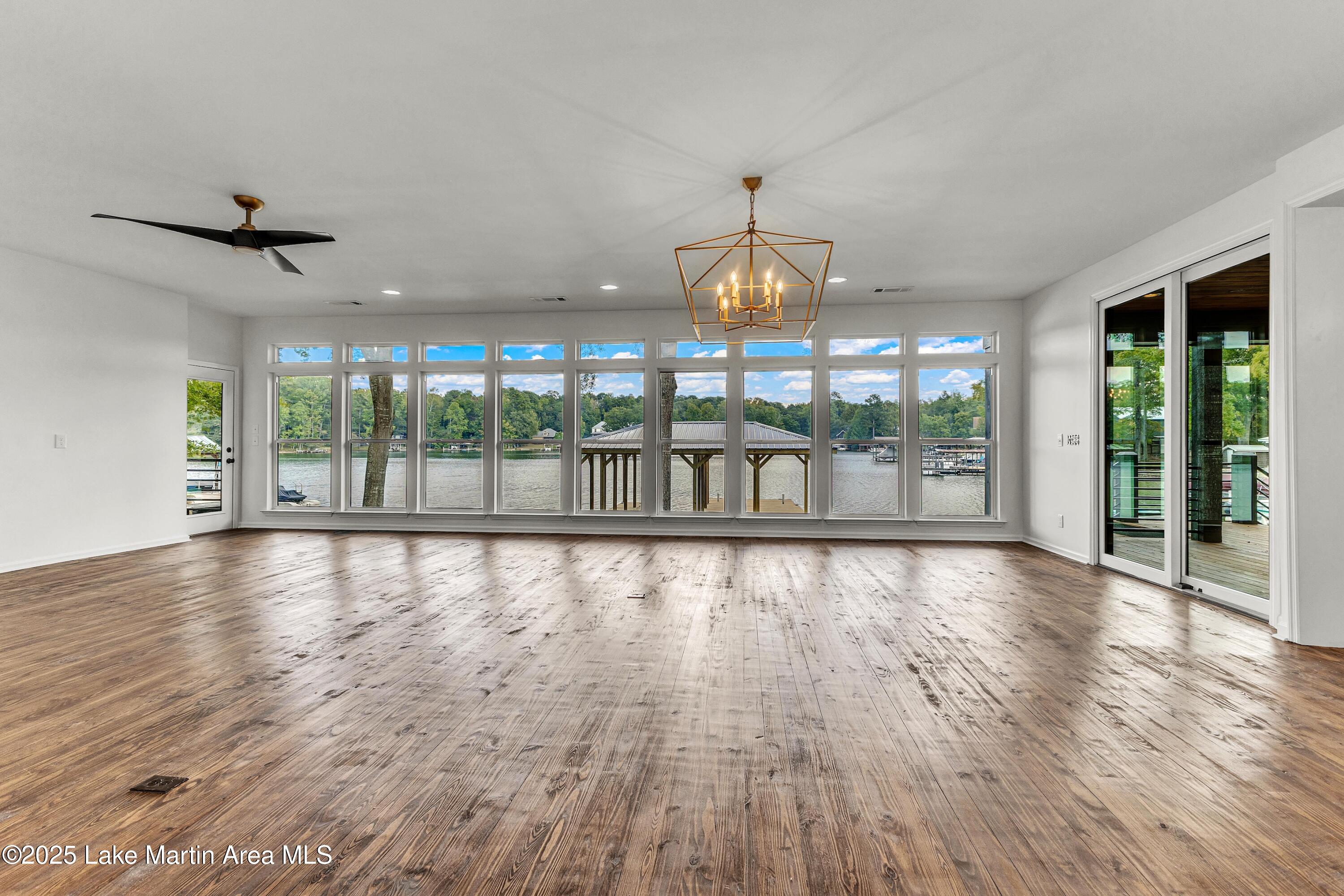 Eclectic, Alabama, 36024, United States, 4 Bedrooms Bedrooms, ,3 BathroomsBathrooms,Residential,Active,1946326