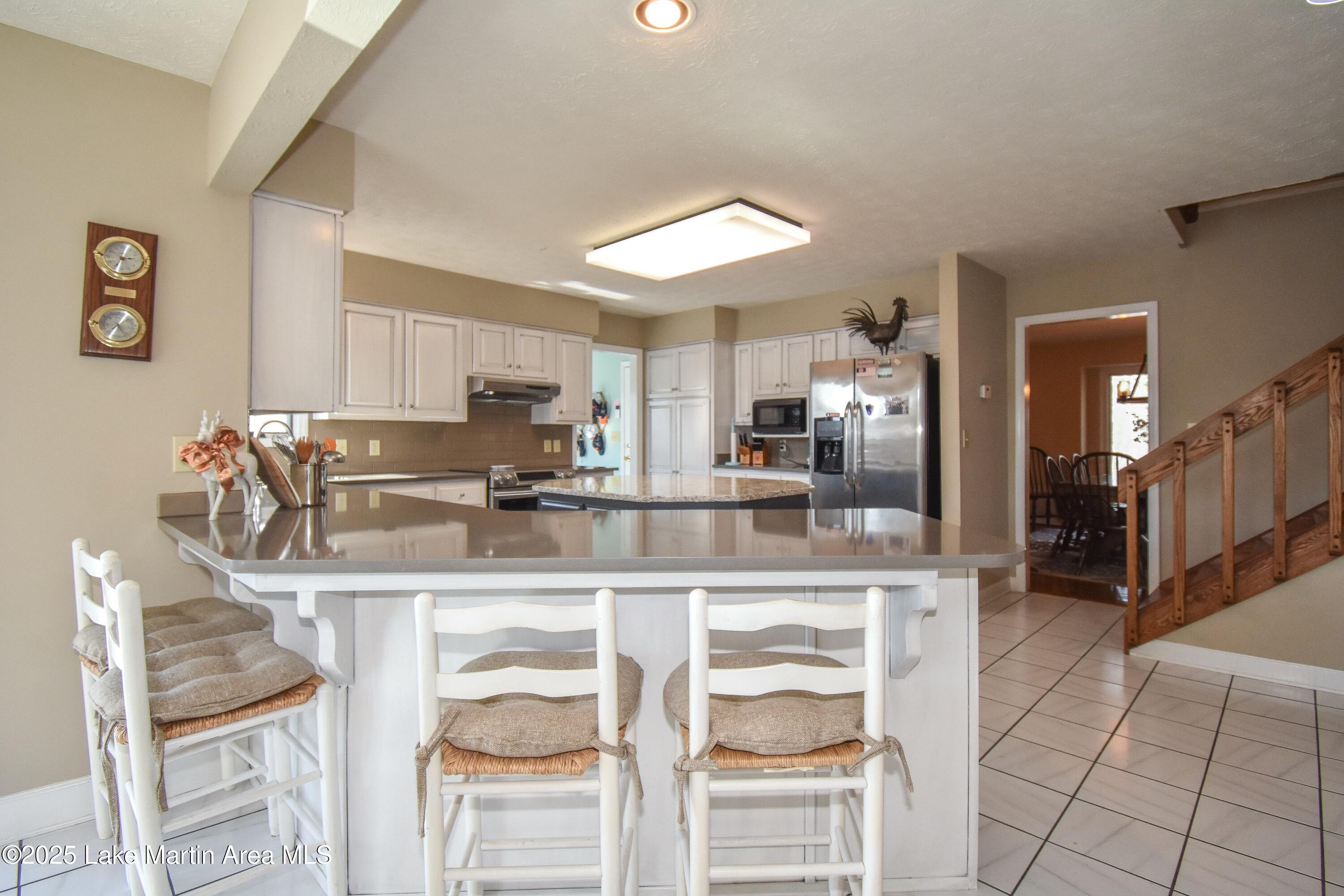 Jacksons Gap, Alabama, 36861, United States, ,5 BathroomsBathrooms,Residential,Active,1770190