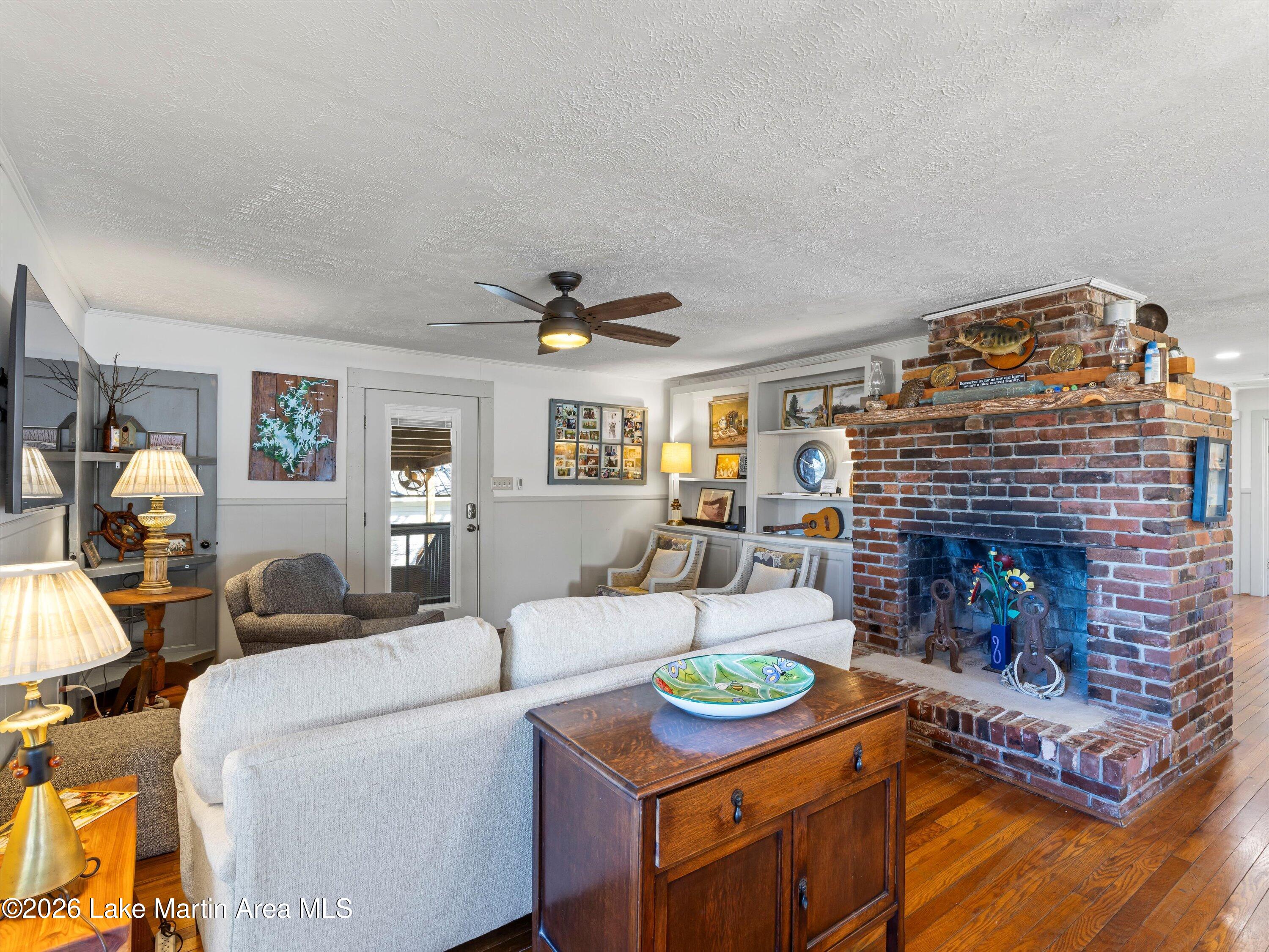 Jacksons Gap, Alabama, 36861, United States, 3 Bedrooms Bedrooms, ,2 BathroomsBathrooms,Residential,Active,2011451