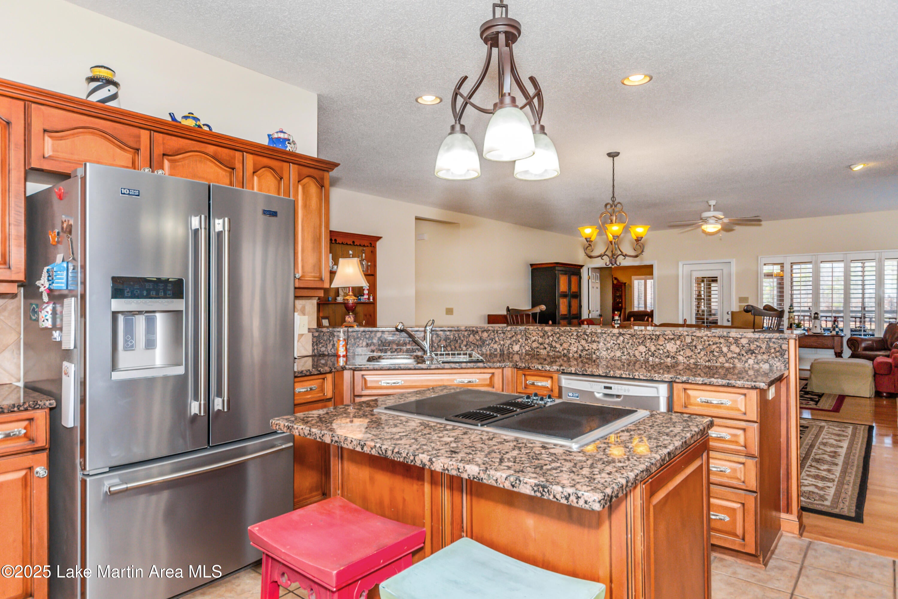 Jacksons Gap, Alabama, 36861, United States, 3 Bedrooms Bedrooms, ,4 BathroomsBathrooms,Residential,Active,1756381