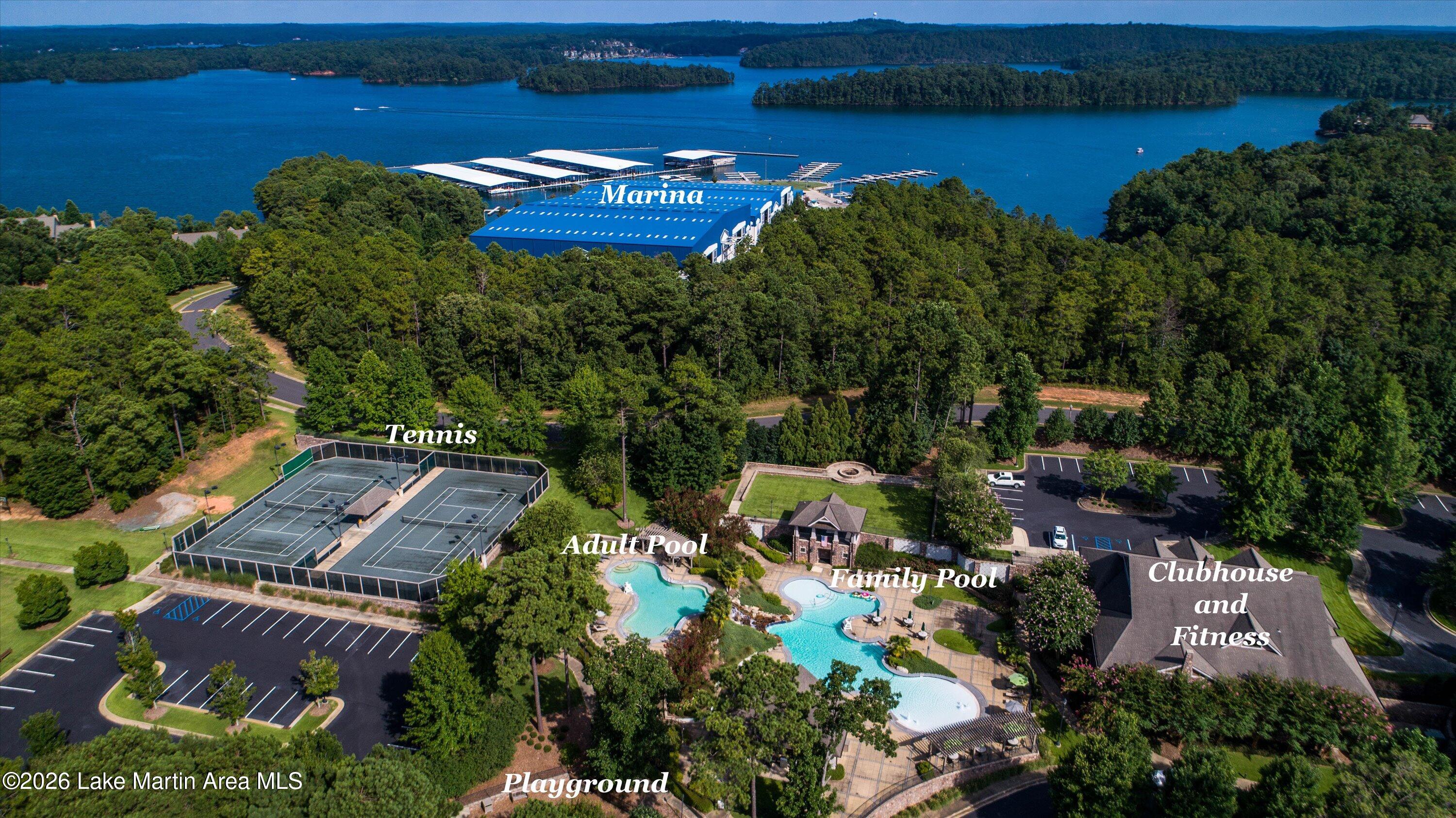 Alexander City, Alabama, 35010, United States, 4 Bedrooms Bedrooms, ,5 BathroomsBathrooms,Residential,Active,2011849