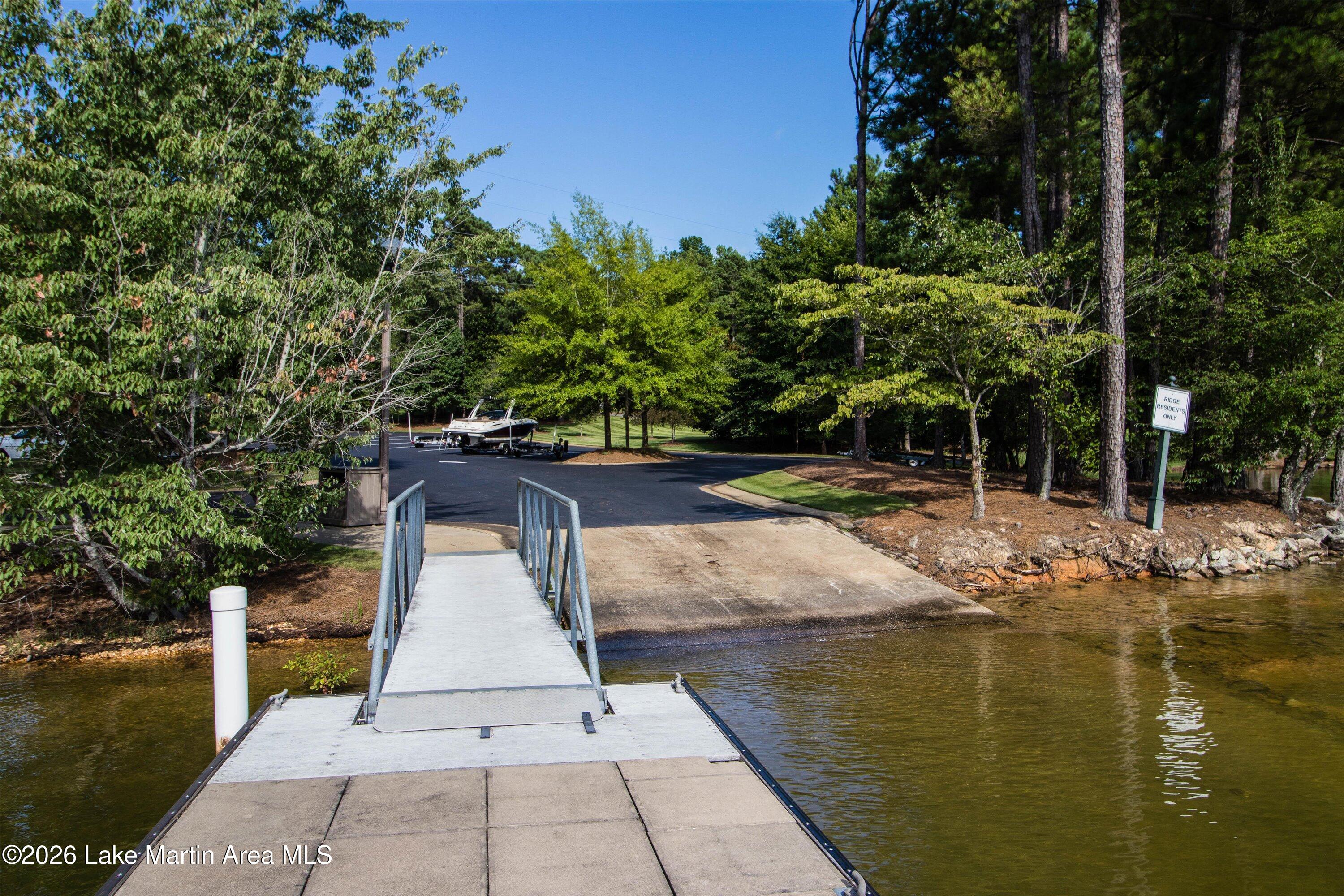 Alexander City, Alabama, 35010, United States, 4 Bedrooms Bedrooms, ,5 BathroomsBathrooms,Residential,Active,2011849