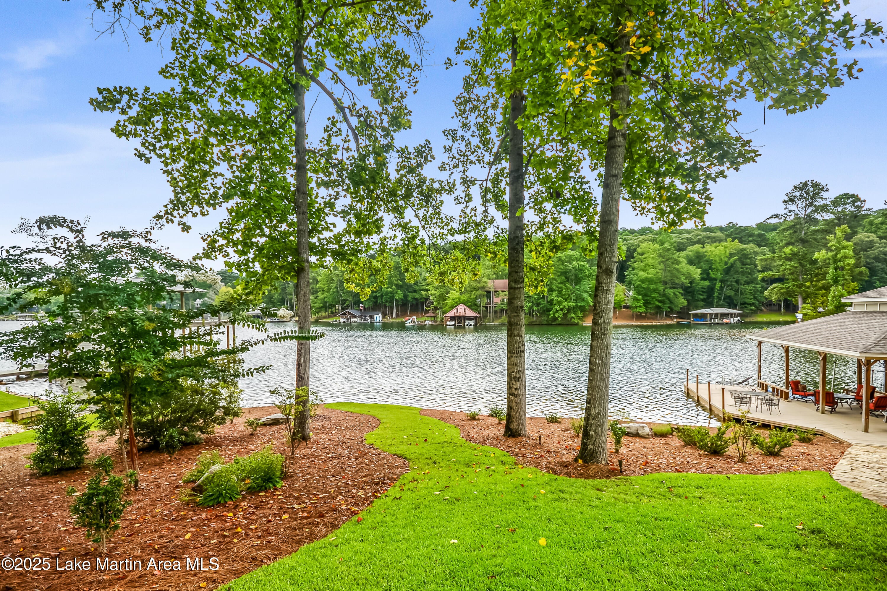 Dadeville, Alabama, 36853, United States, 5 Bedrooms Bedrooms, ,4 BathroomsBathrooms,Residential,Active,1898205