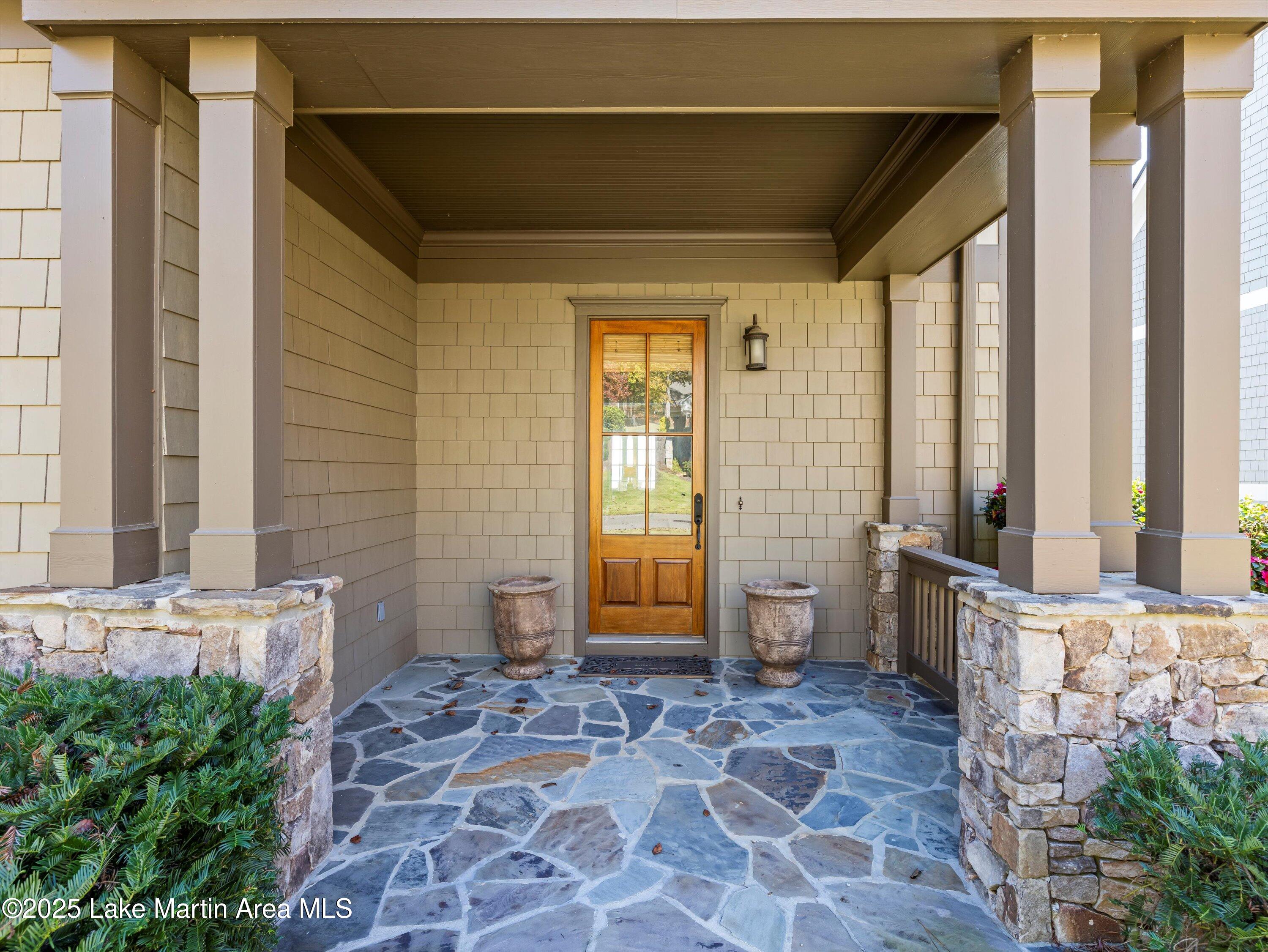 Alexander City, Alabama, 35010, United States, 6 Bedrooms Bedrooms, ,2 BathroomsBathrooms,Residential,Active,1990586