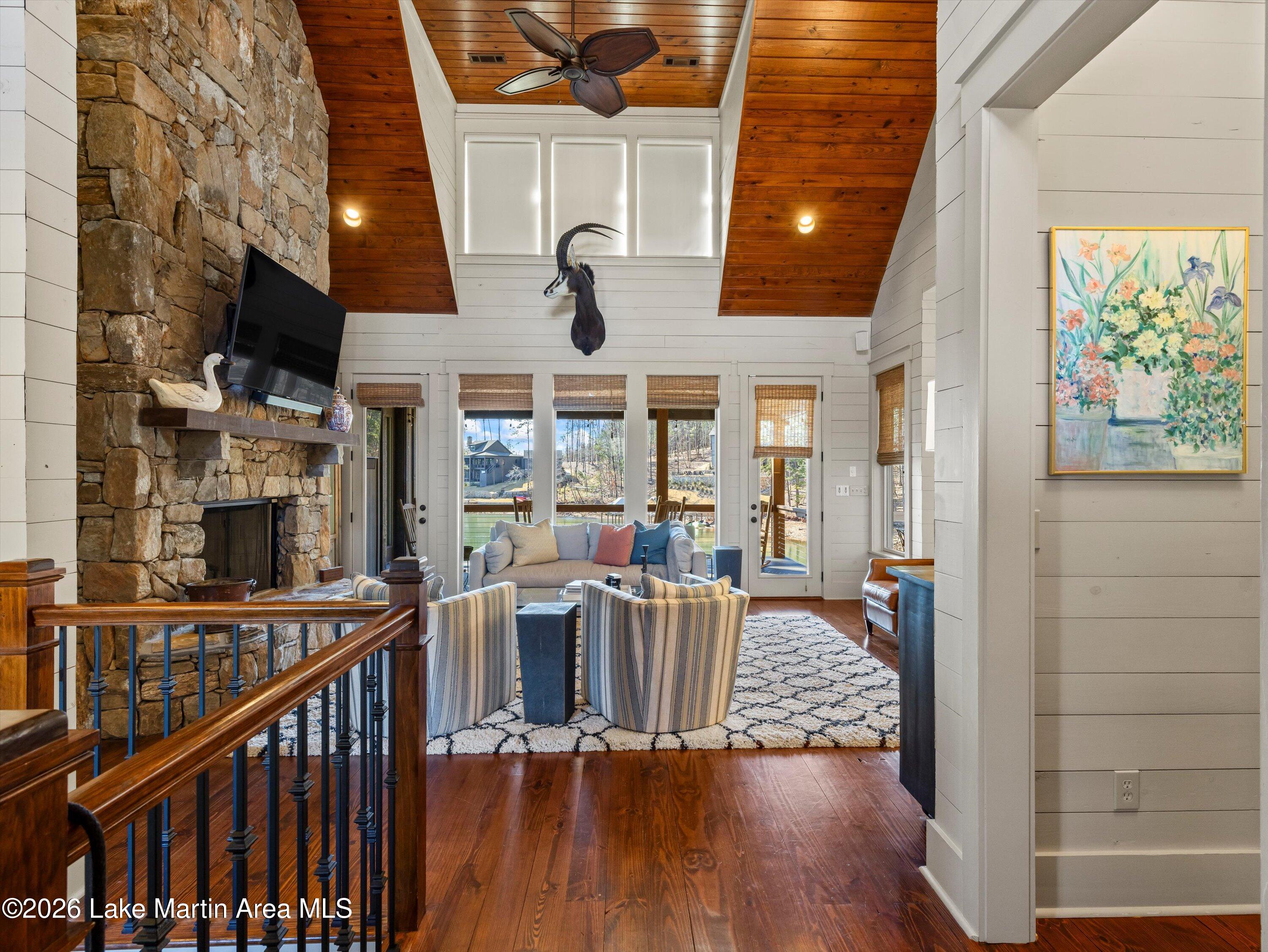 Alexander City, Alabama, 35010, United States, 4 Bedrooms Bedrooms, ,5 BathroomsBathrooms,Residential,Active,2011849