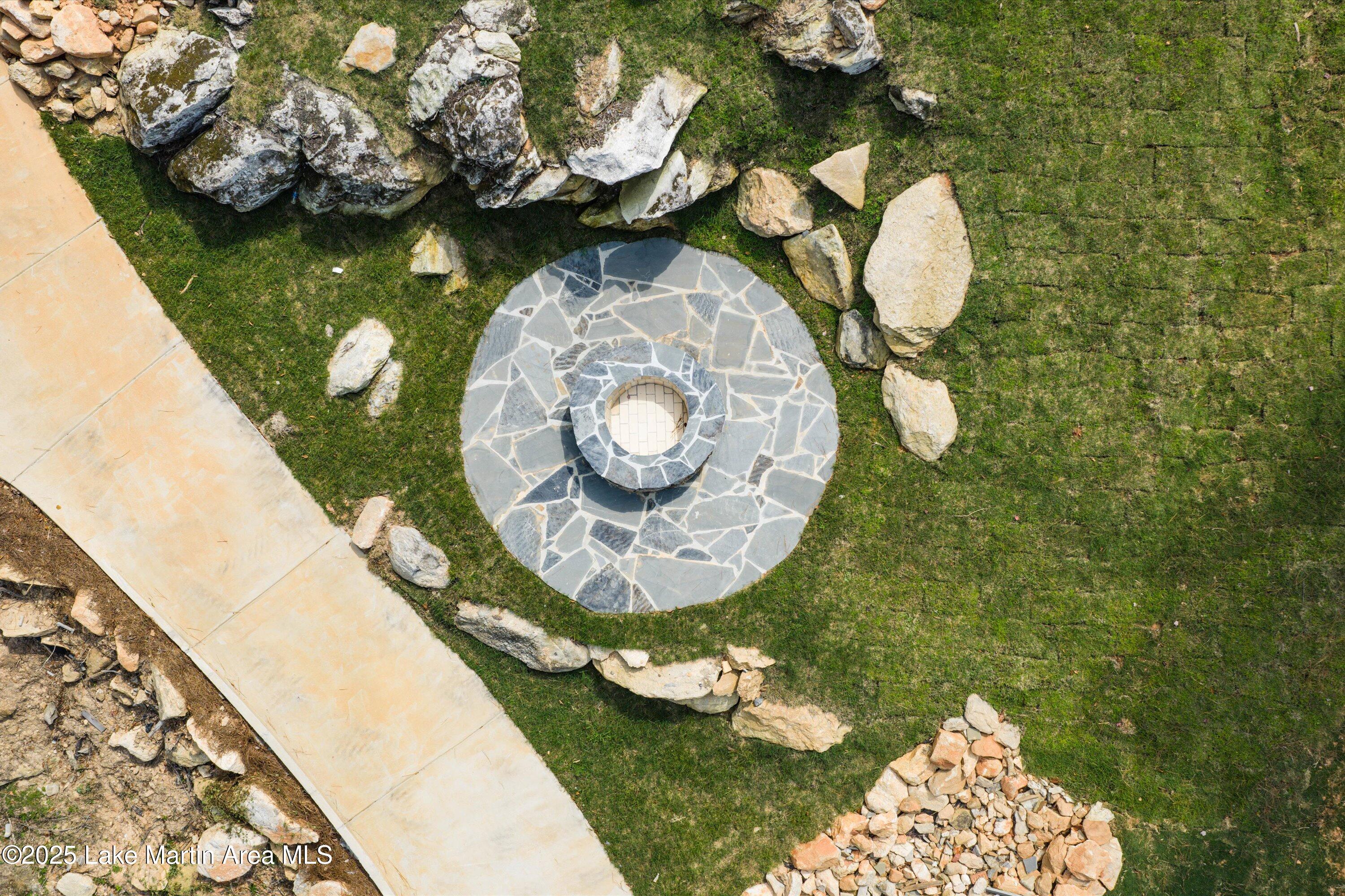 Jacksons Gap, Alabama, 36861, United States, 4 Bedrooms Bedrooms, ,4 BathroomsBathrooms,Residential,Active,1806577