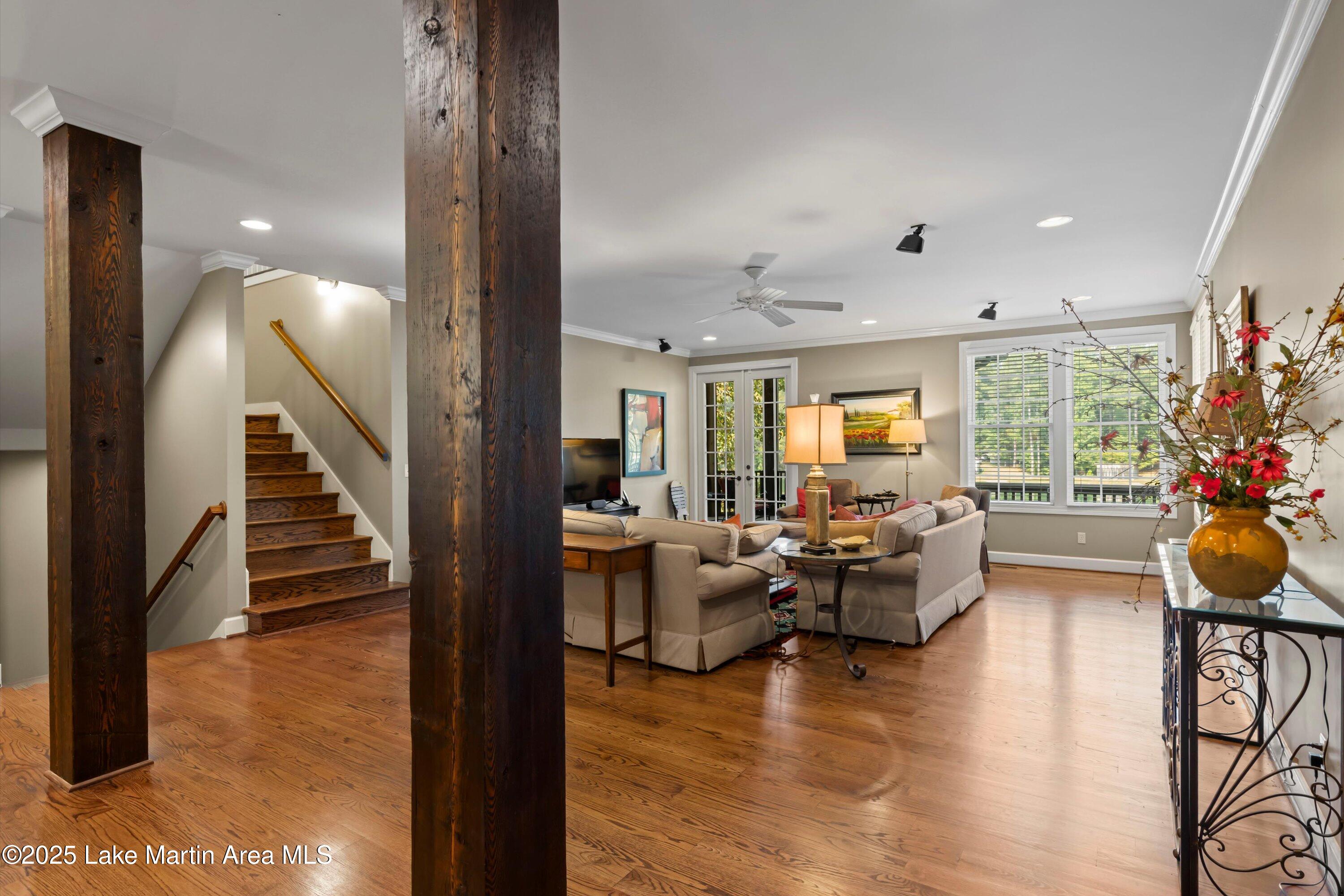 Alexander City, Alabama, 35010, United States, 6 Bedrooms Bedrooms, ,5 BathroomsBathrooms,Residential,Active,1953276