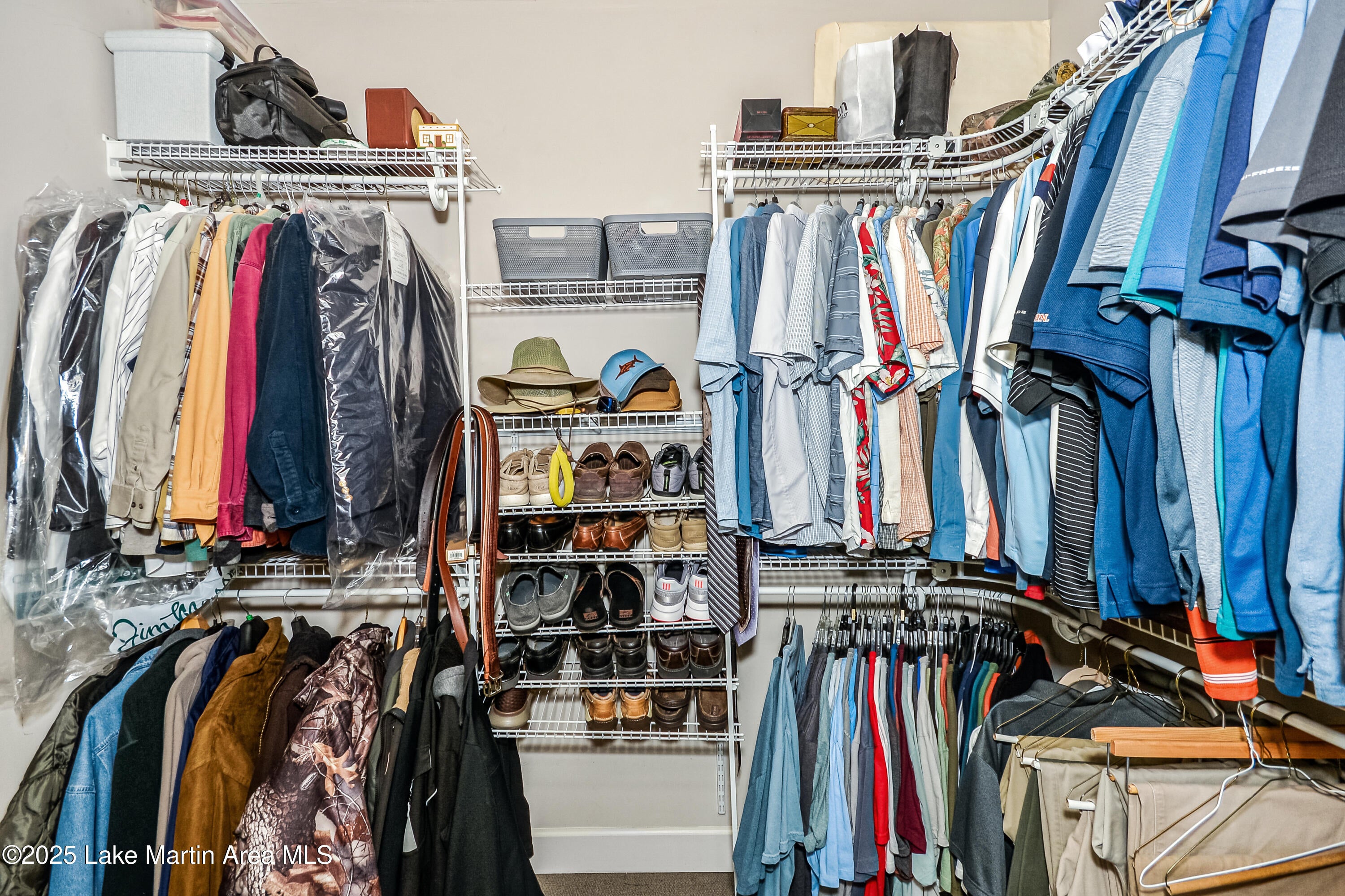 Dadeville, Alabama, 36853, United States, 5 Bedrooms Bedrooms, ,4 BathroomsBathrooms,Residential,Active,1898205