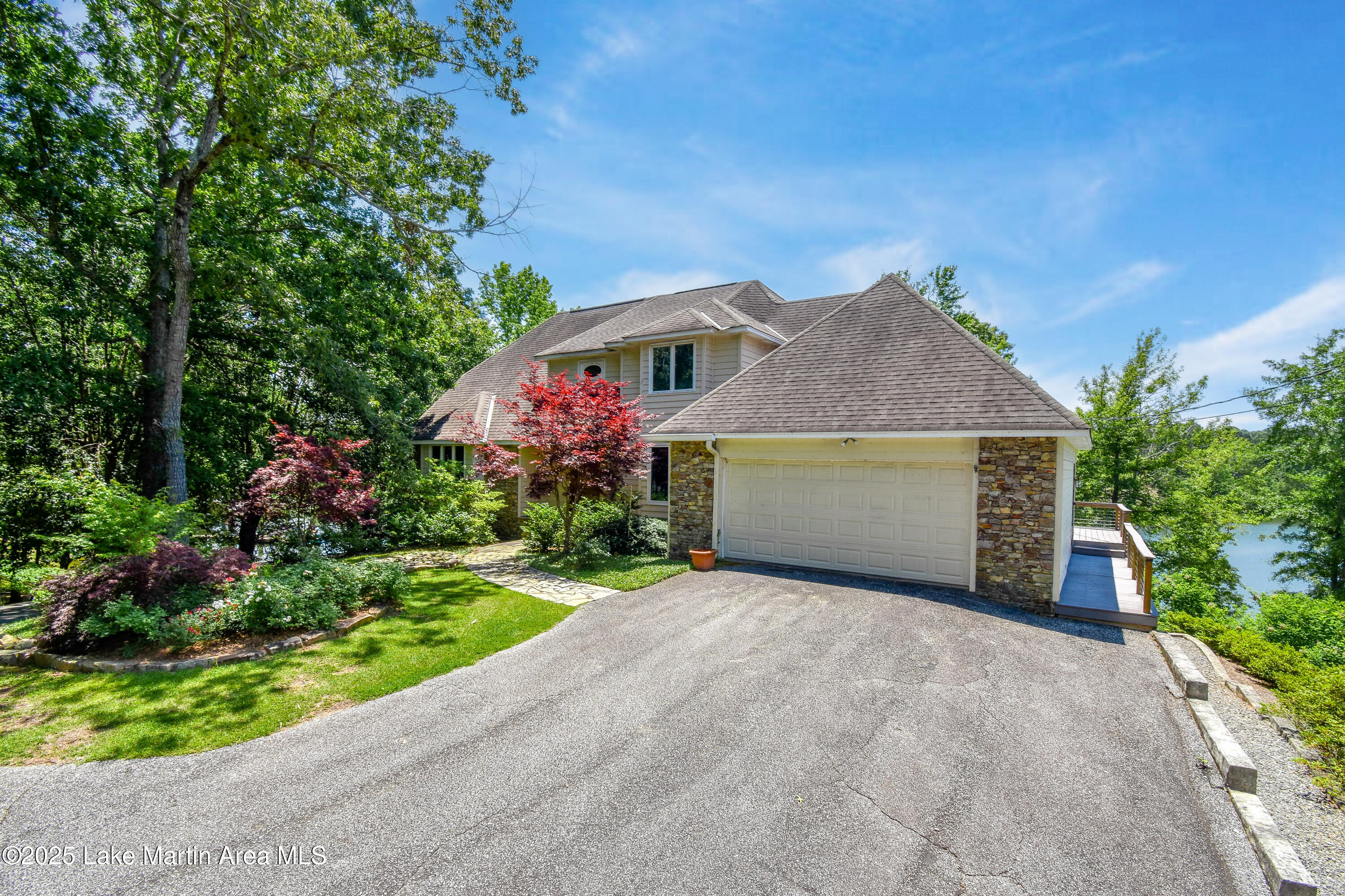 Jacksons Gap, Alabama, 36861, United States, 5 Bedrooms Bedrooms, ,5 BathroomsBathrooms,Residential,Active,2009826