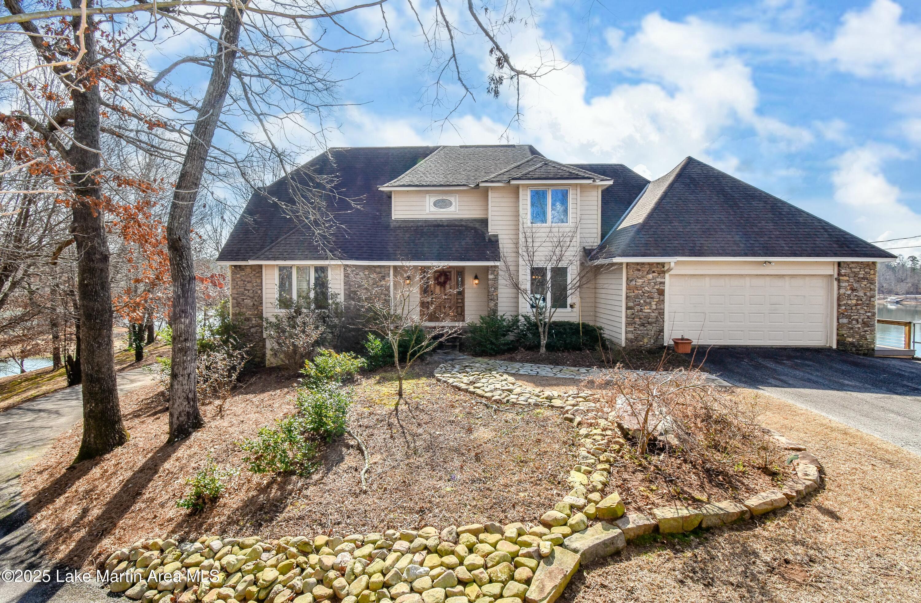 Jacksons Gap, Alabama, 36861, United States, ,5 BathroomsBathrooms,Residential,Active,1770190