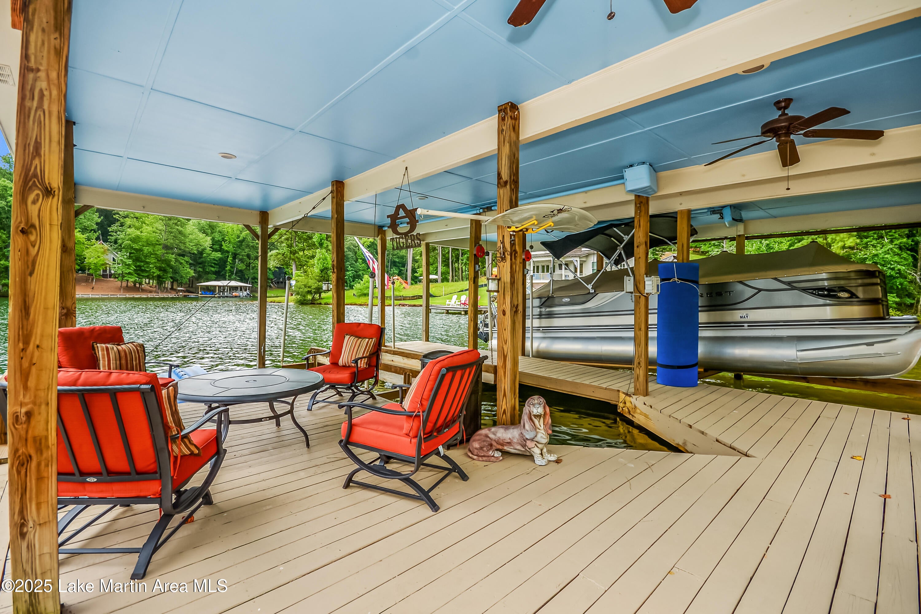 Dadeville, Alabama, 36853, United States, 5 Bedrooms Bedrooms, ,4 BathroomsBathrooms,Residential,Active,1898205