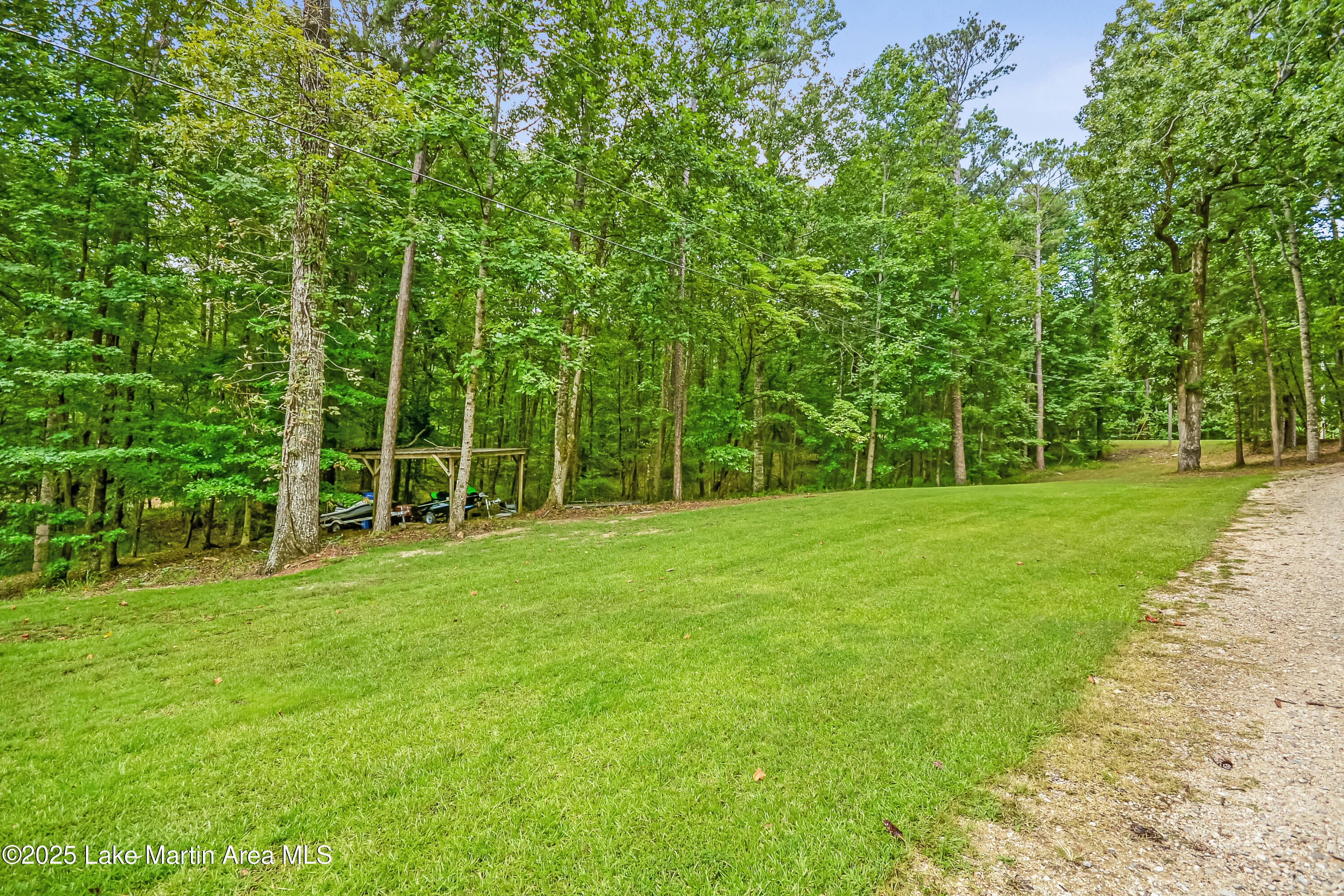 Dadeville, Alabama, 36853, United States, 5 Bedrooms Bedrooms, ,4 BathroomsBathrooms,Residential,Active,1898205