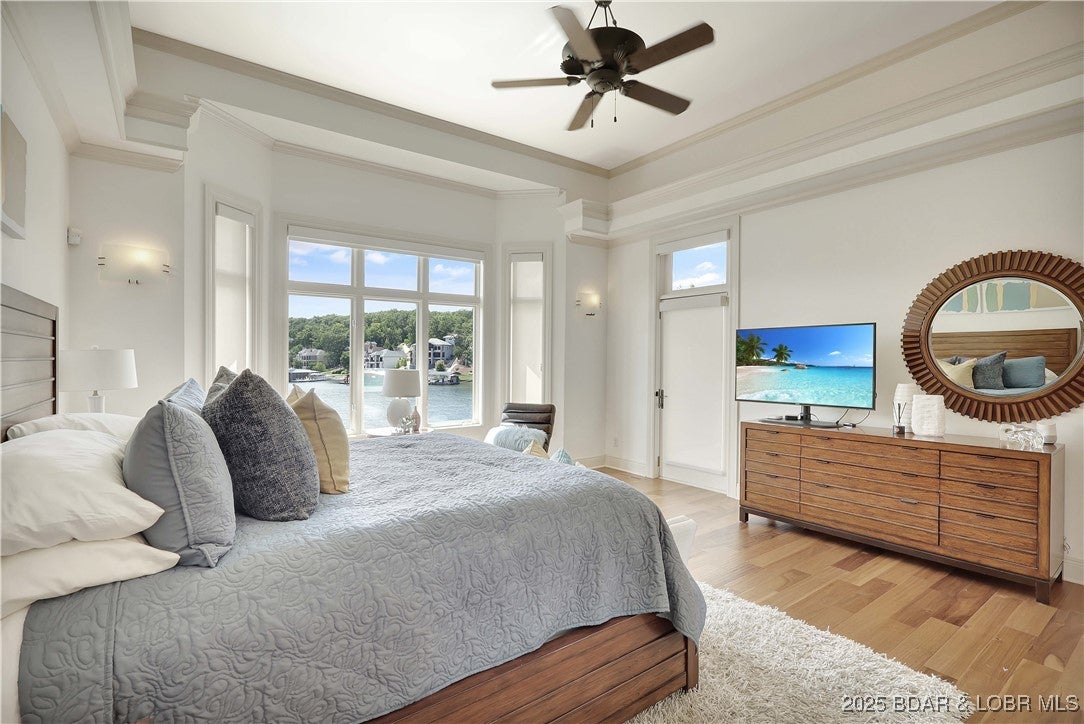 Porto Cima, Missouri, 65079, United States, 7 Bedrooms Bedrooms, ,7 BathroomsBathrooms,Residential,Active,1922532