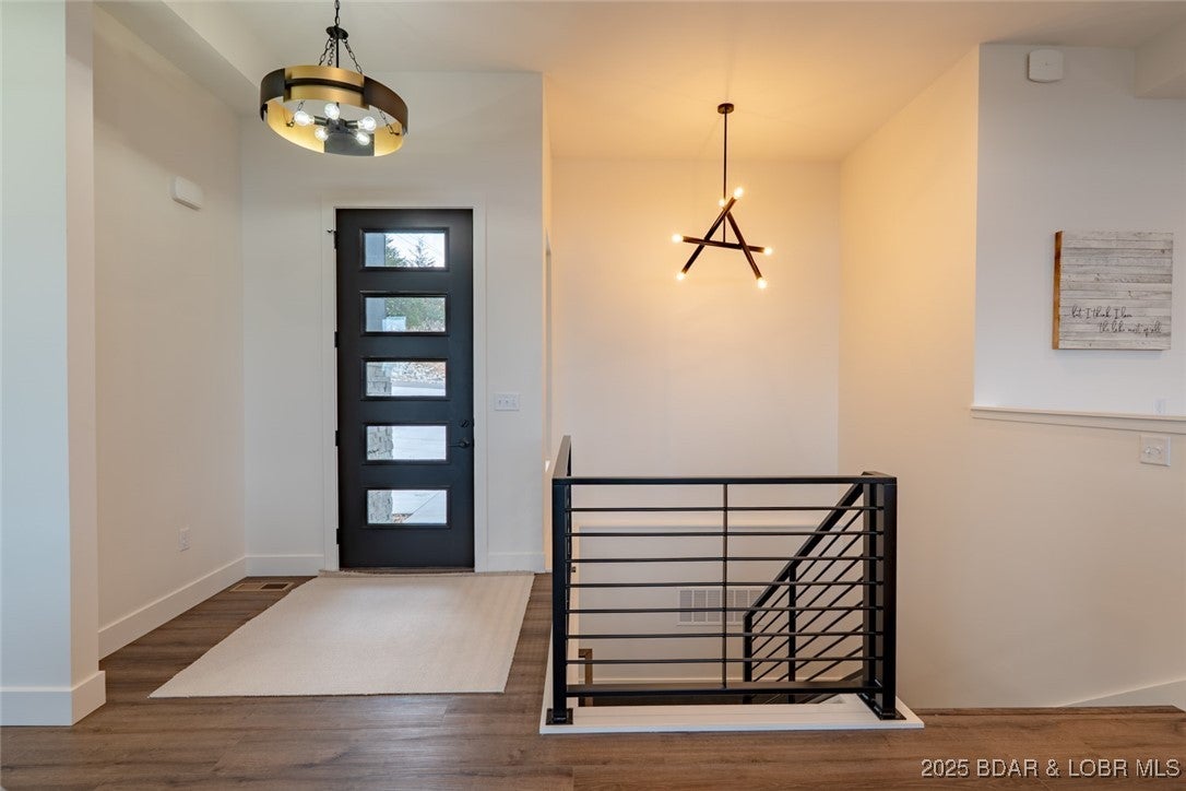 Osage Beach, Missouri, 65065, United States, 5 Bedrooms Bedrooms, ,4 BathroomsBathrooms,Residential,Active,1953713