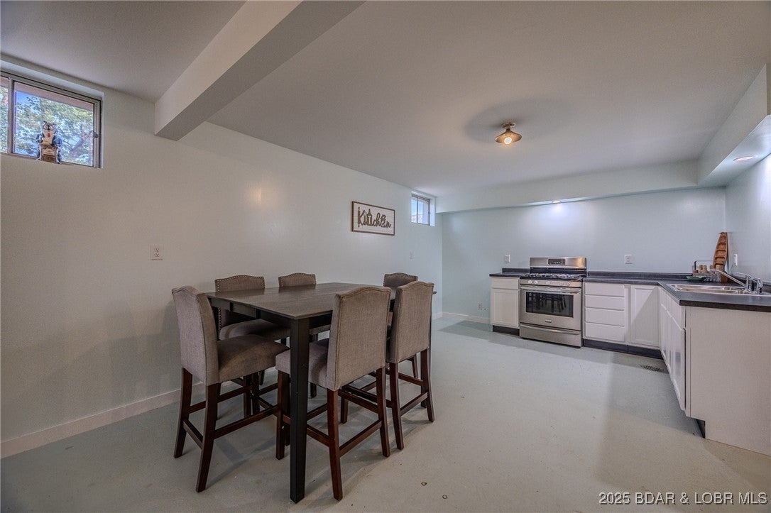 Gravois Mills, Missouri, 65037, United States, 3 Bedrooms Bedrooms, ,3 BathroomsBathrooms,Residential,Active,1945462