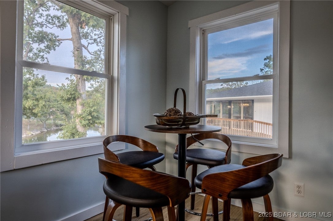 Gravois Mills, Missouri, 65037, United States, 3 Bedrooms Bedrooms, ,3 BathroomsBathrooms,Residential,Active,1945462