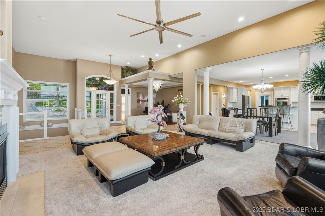 Porto Cima, Missouri, 65079, United States, 5 Bedrooms Bedrooms, ,4 BathroomsBathrooms,Residential,Active,1973370