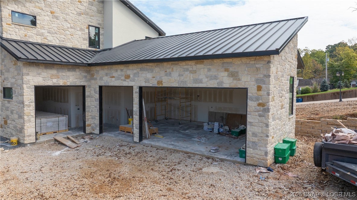 Osage Beach, Missouri, 65065, United States, 6 Bedrooms Bedrooms, ,9 BathroomsBathrooms,Residential,Active,1964478