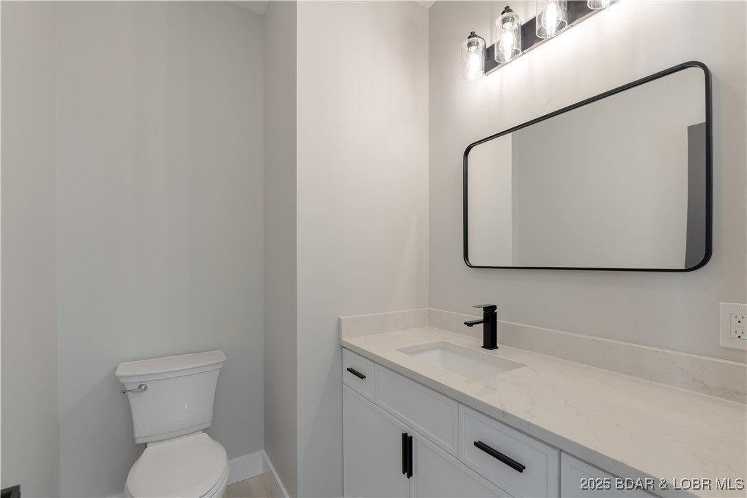 Sunrise Beach, Missouri, 65065, United States, 6 Bedrooms Bedrooms, ,6 BathroomsBathrooms,Residential,Active,1929710