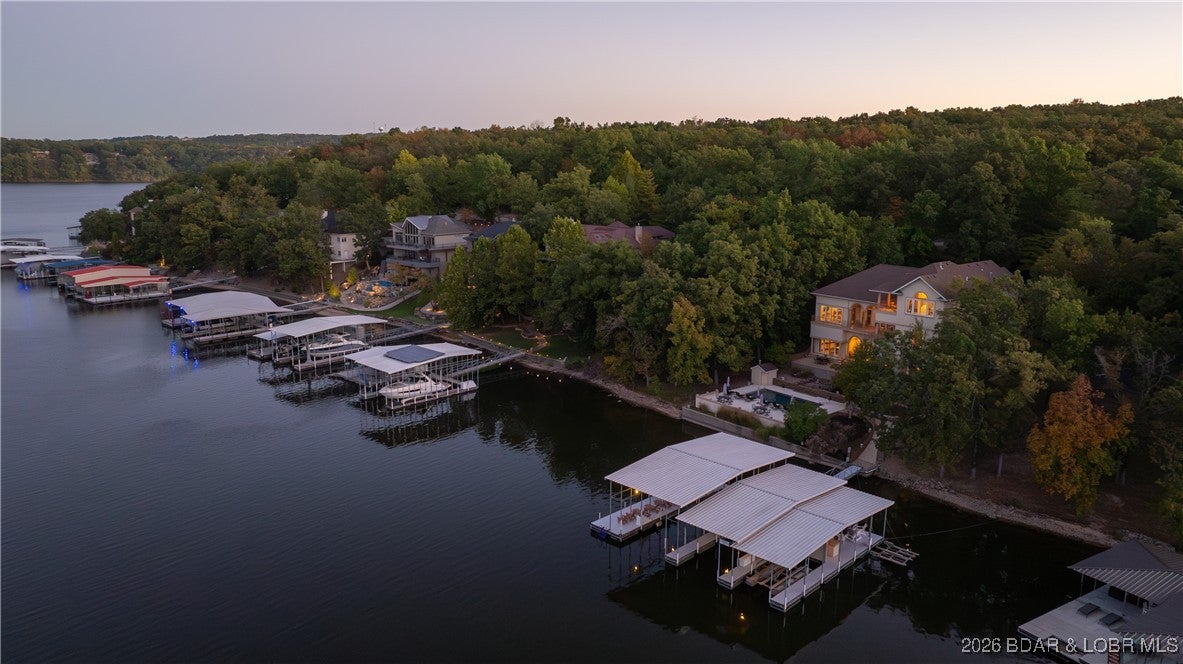 Sunrise Beach, Missouri, 65079, United States, 6 Bedrooms Bedrooms, ,7 BathroomsBathrooms,Residential,Pending,2009370