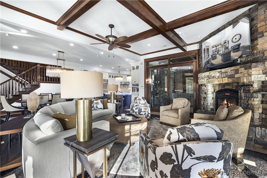 Sunrise Beach, Missouri, 65079, United States, 6 Bedrooms Bedrooms, ,8 BathroomsBathrooms,Residential,Active,1953390