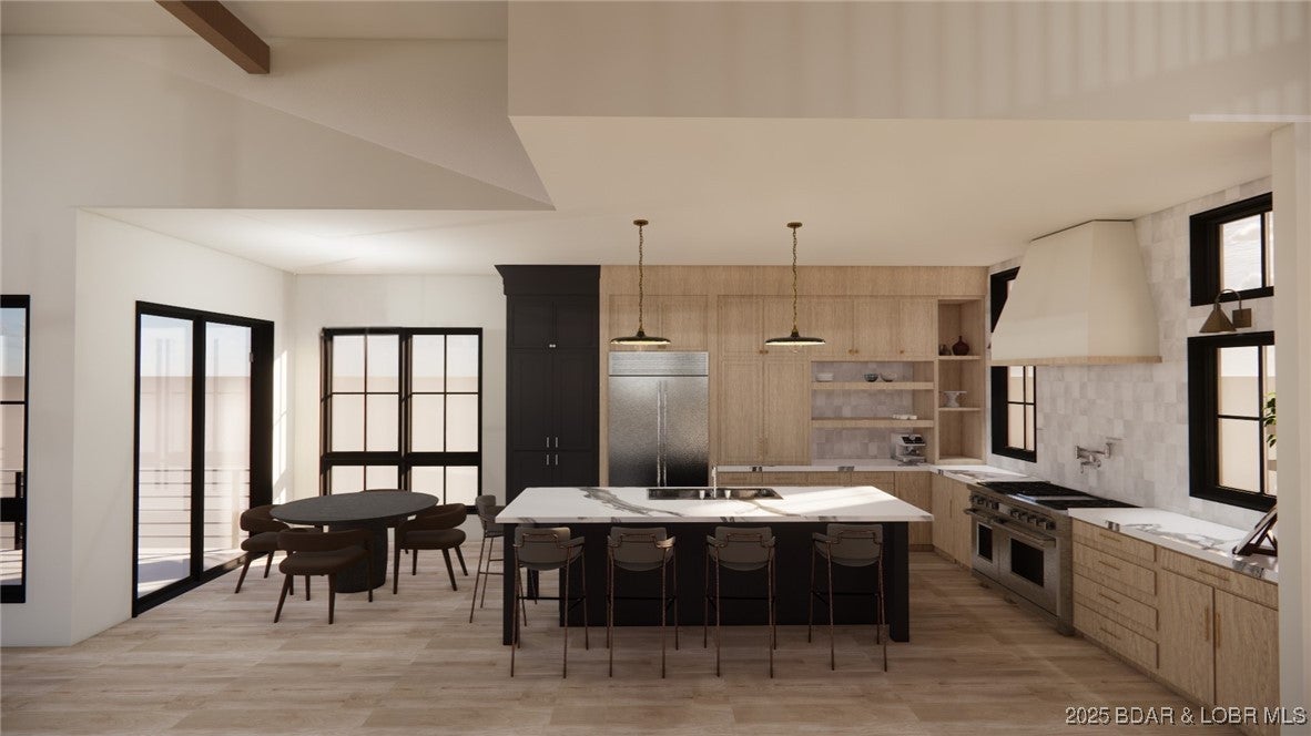 Osage Beach, Missouri, 65065, United States, 4 Bedrooms Bedrooms, ,5 BathroomsBathrooms,Residential,Active,1985585