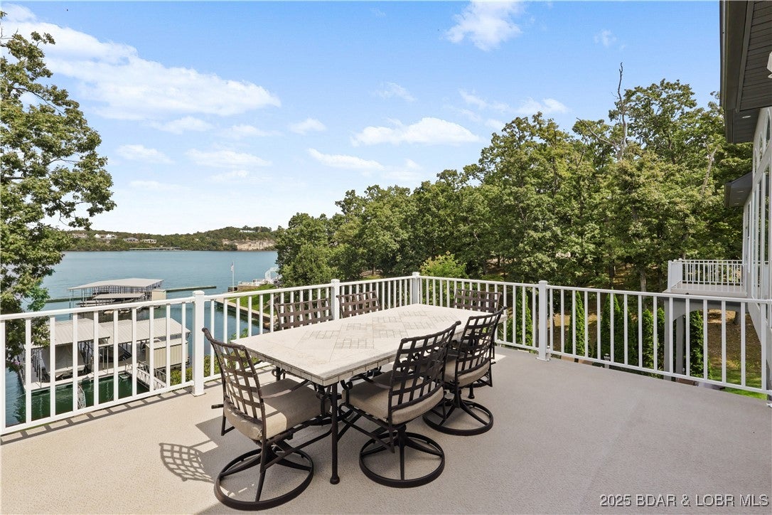 Porto Cima, Missouri, 65079, United States, 4 Bedrooms Bedrooms, ,4 BathroomsBathrooms,Residential,Active,1943787